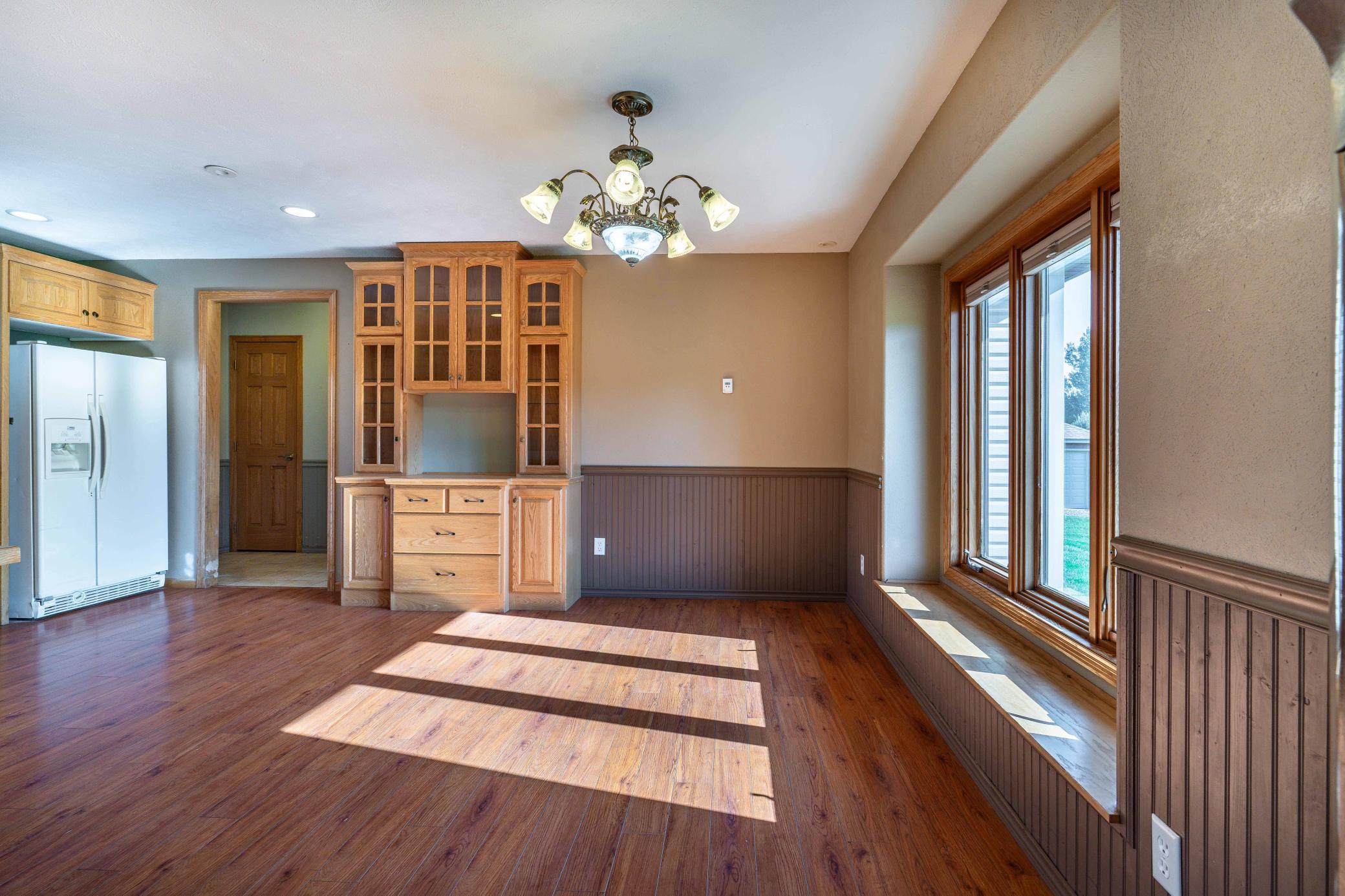 1502 Viking Court