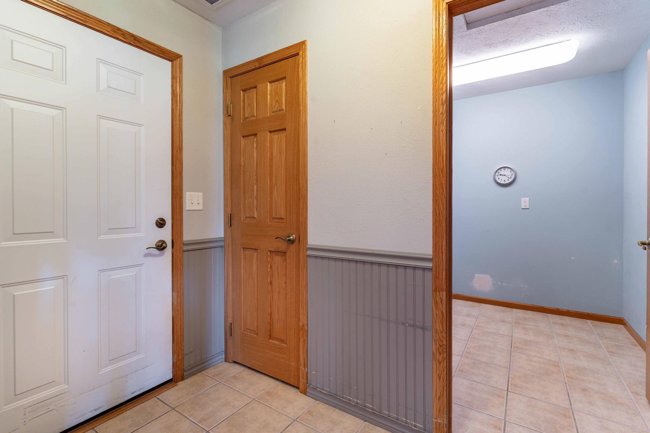 1502 Viking Court