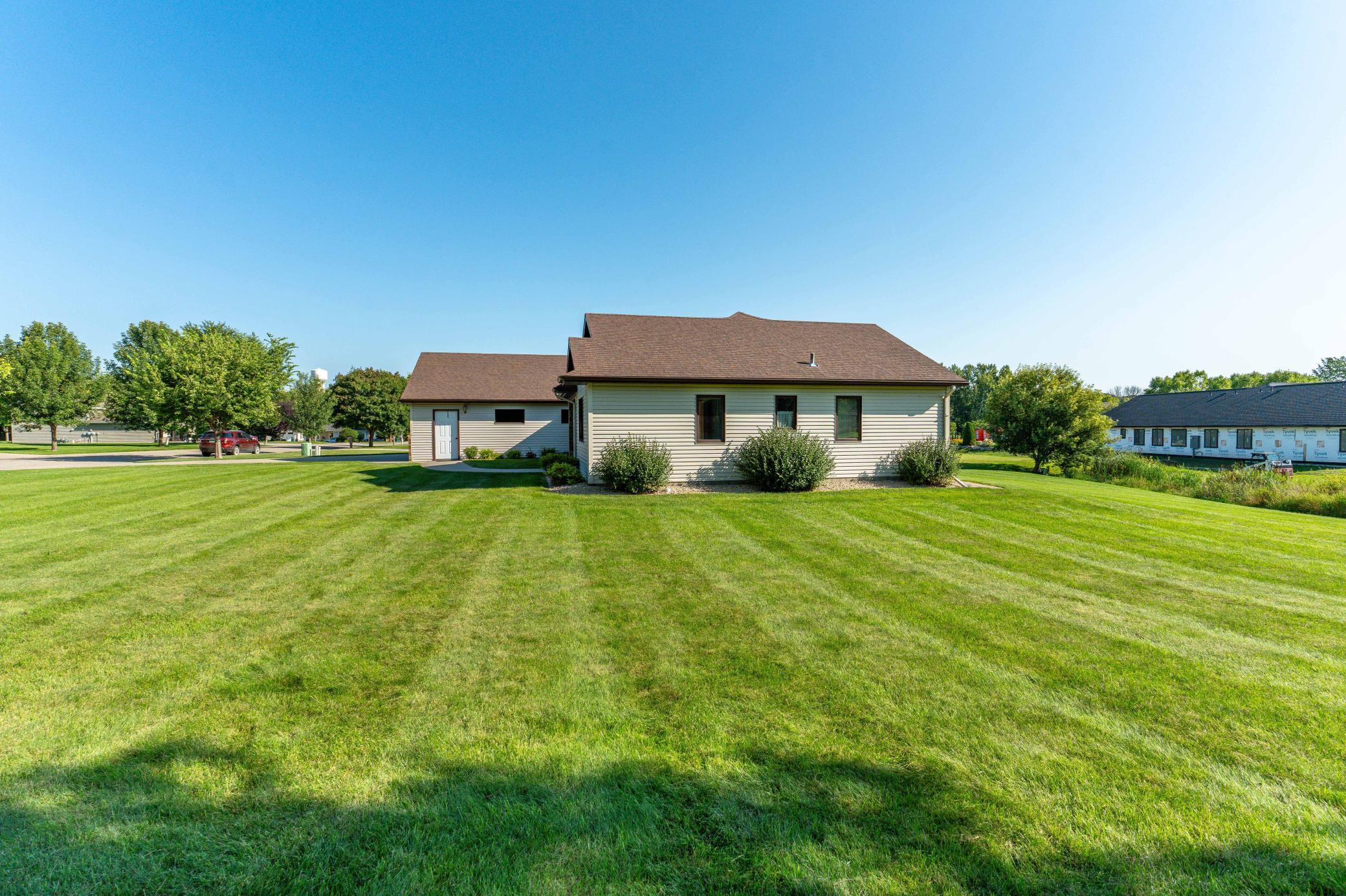 1502 Viking Court