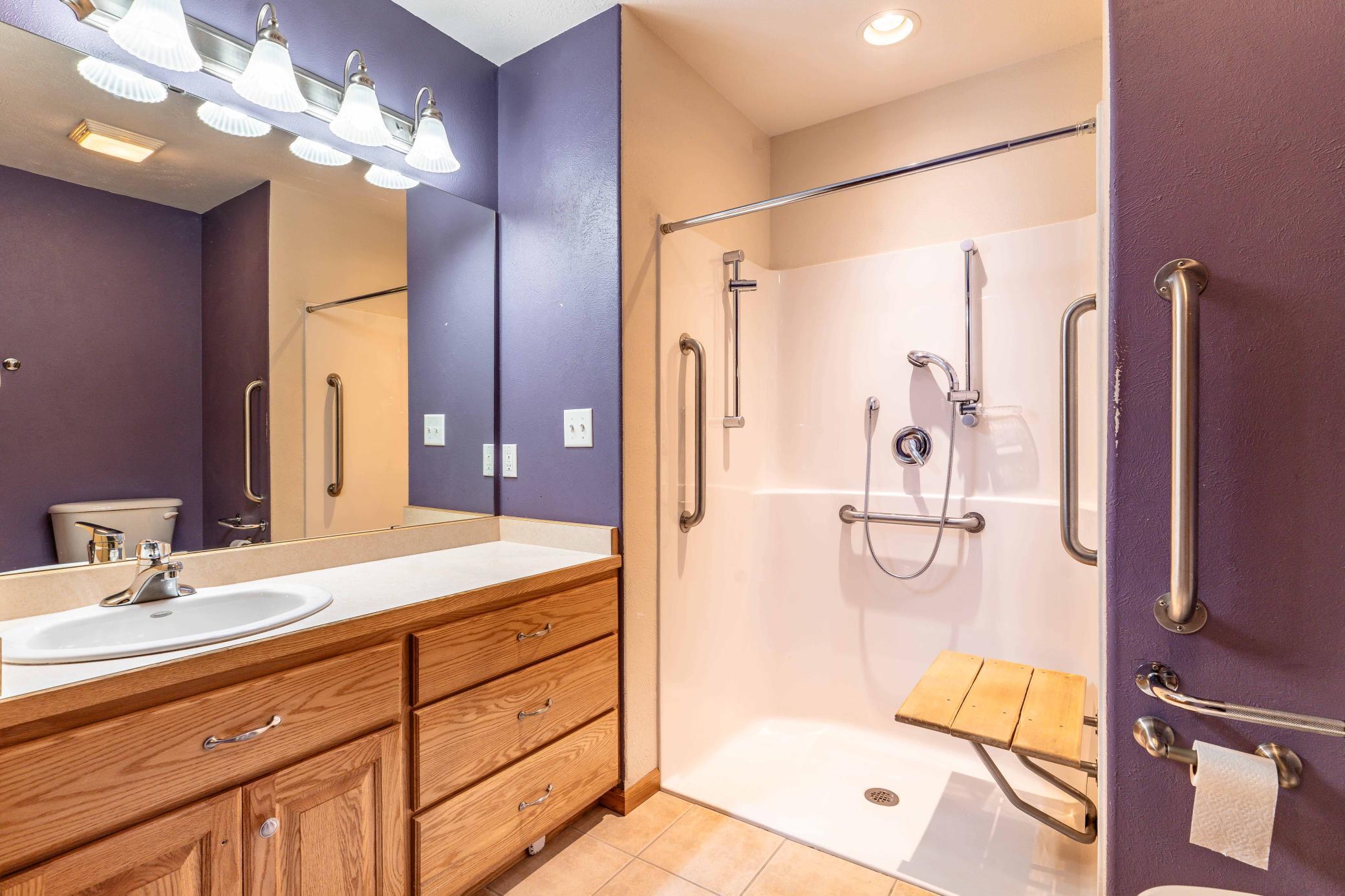 1502 Viking Court