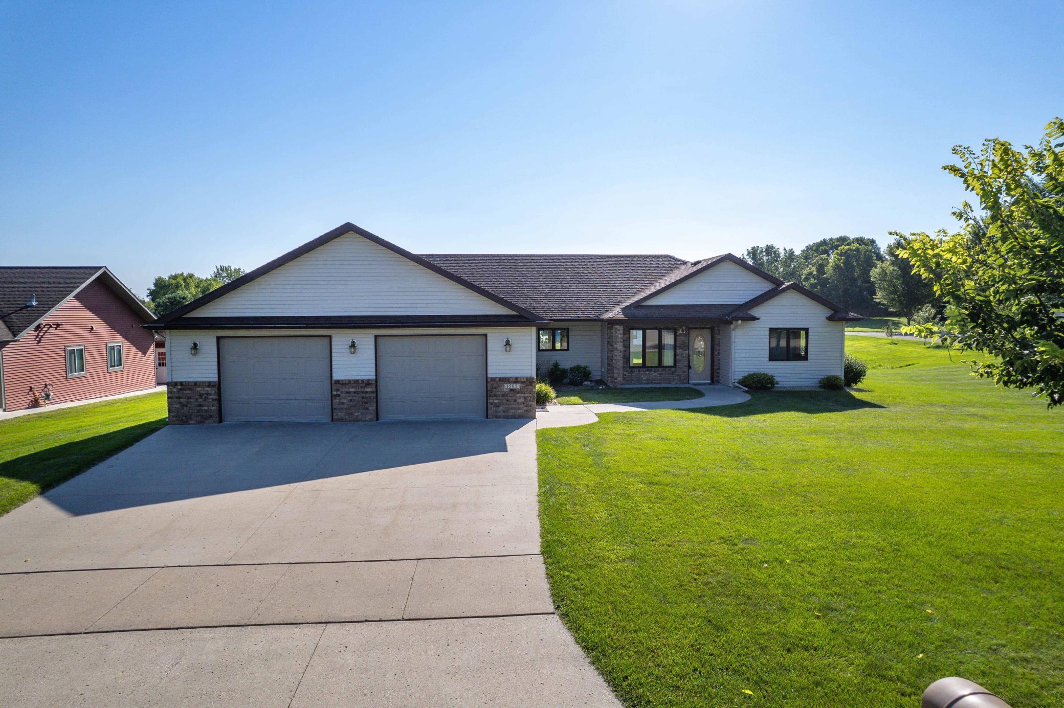 1502 Viking Court