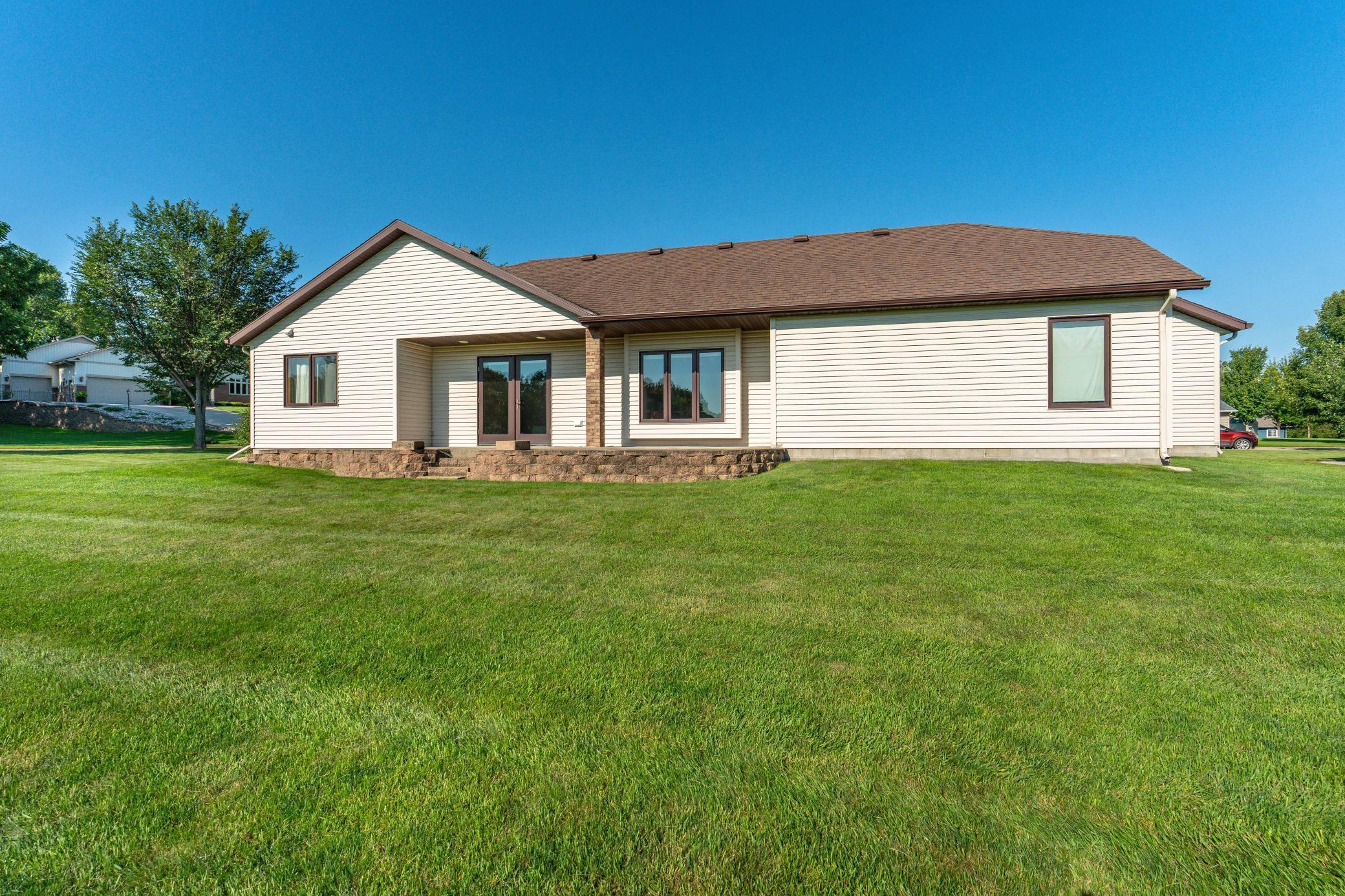 1502 Viking Court