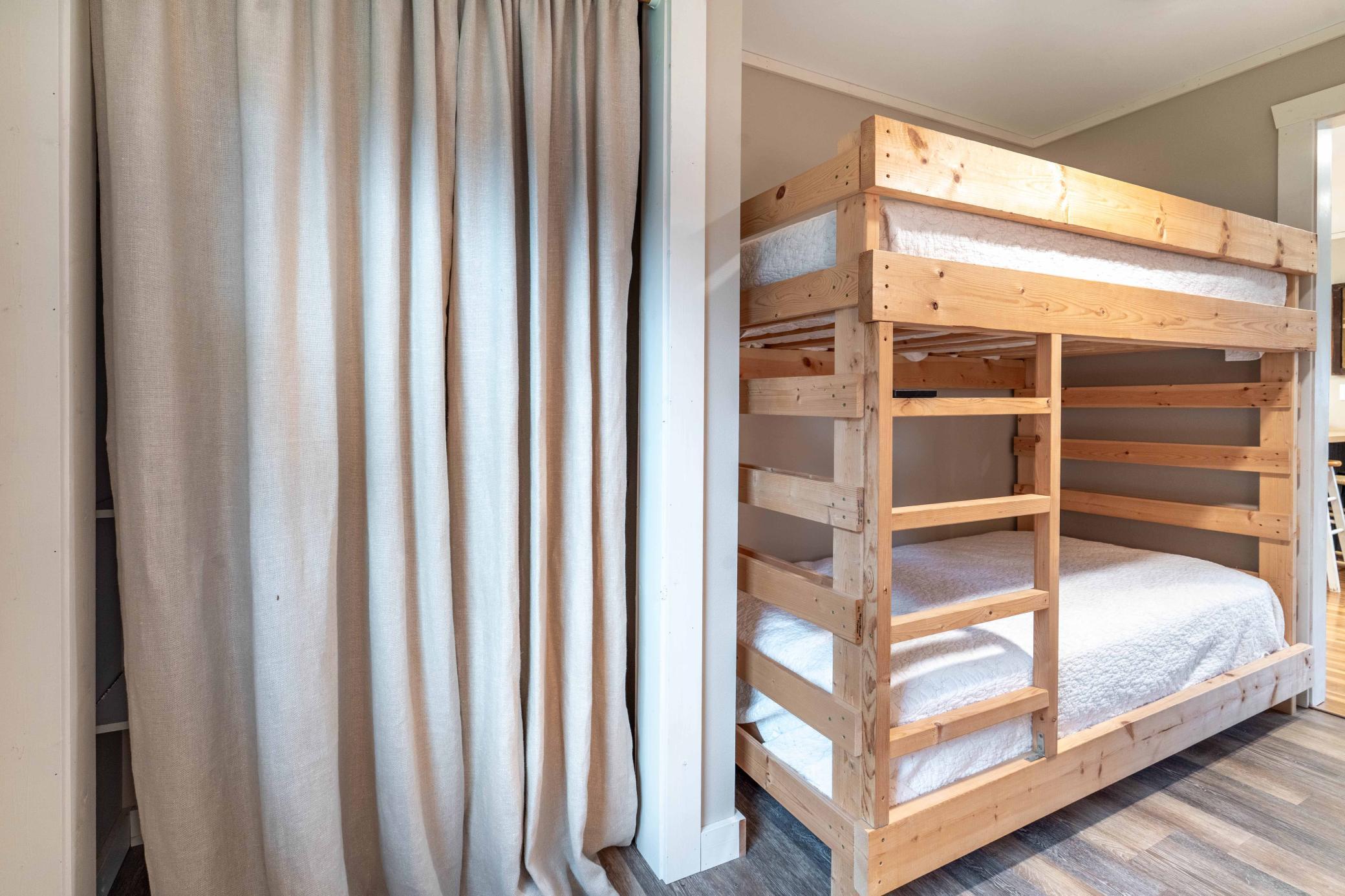 707 Lake Shore Drive