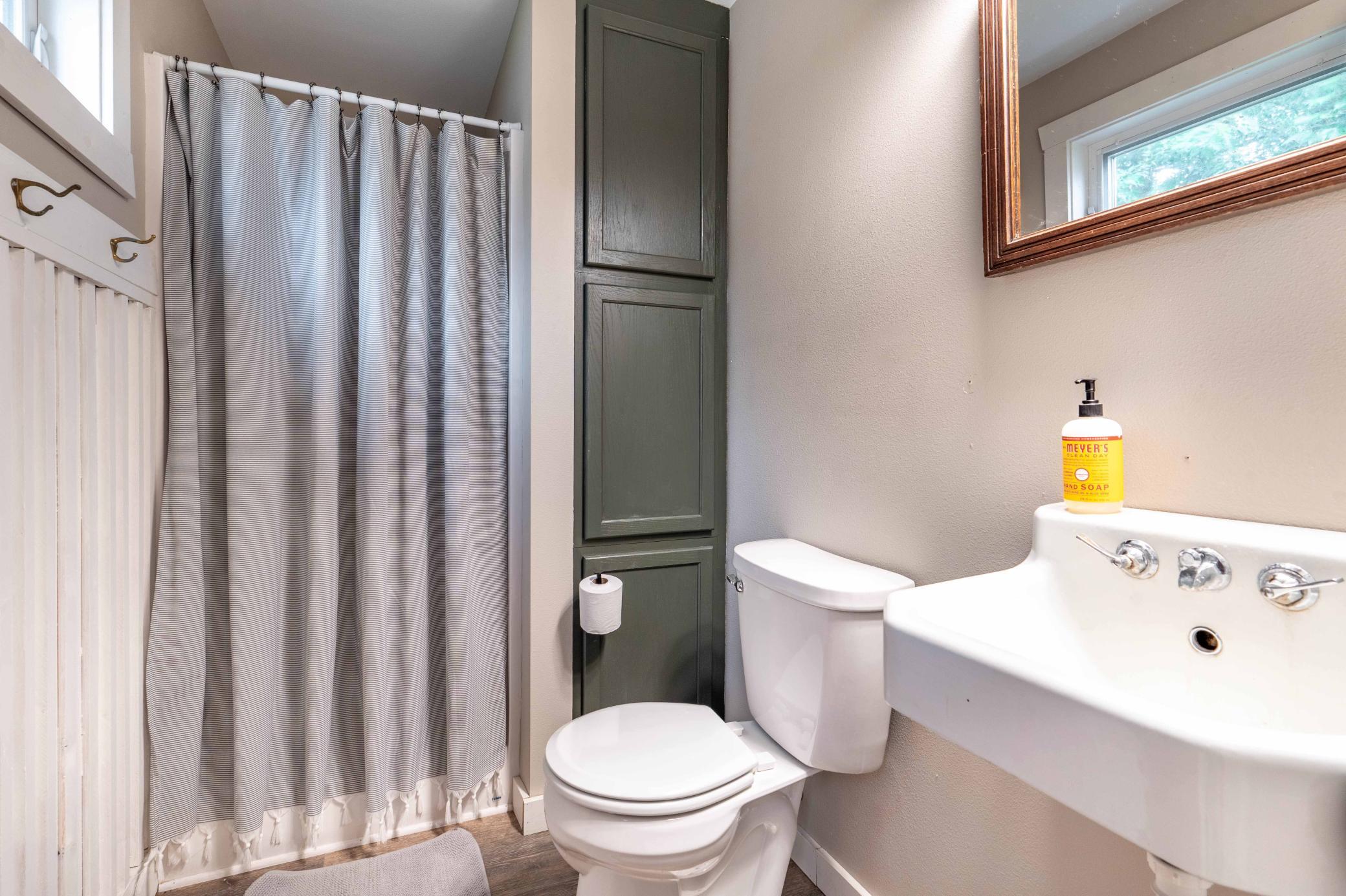 707 Lake Shore Drive