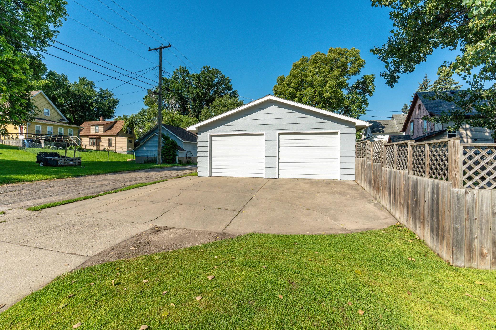 228 E Vernon Avenue