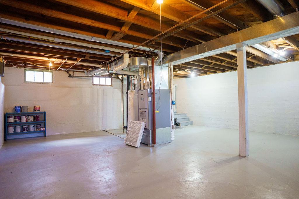 228 E Vernon Avenue
