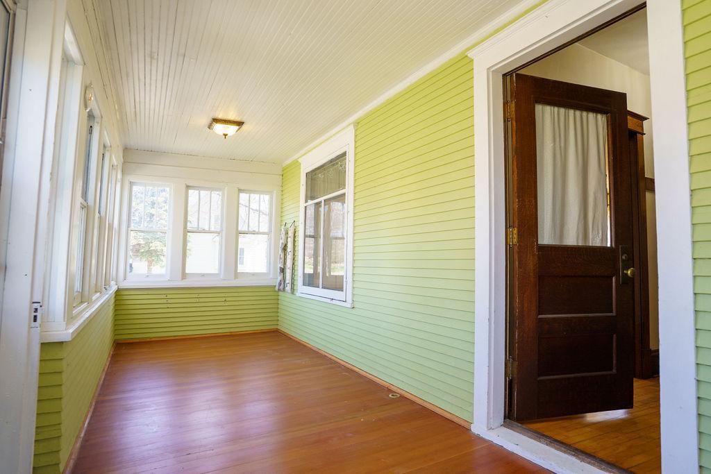 228 E Vernon Avenue