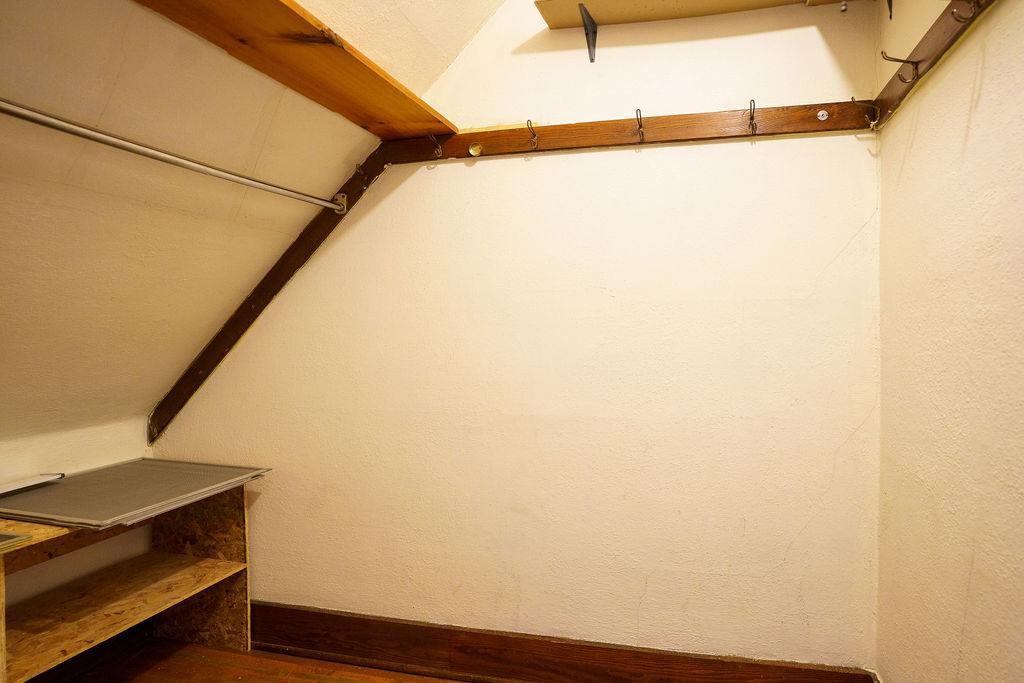 228 E Vernon Avenue