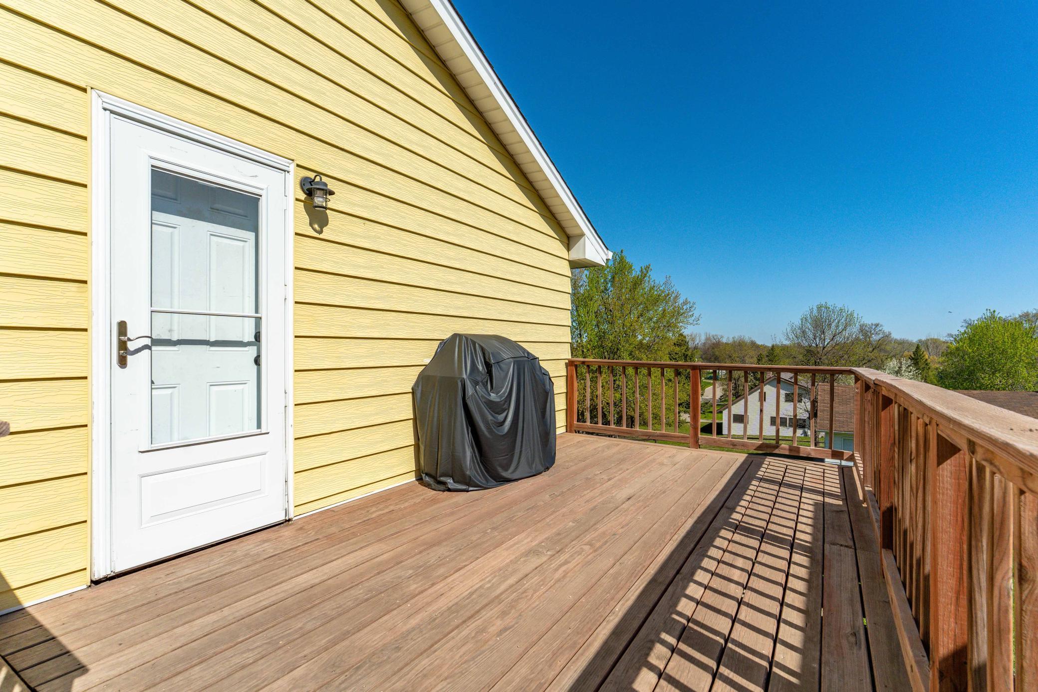 326 W Gustavus Avenue