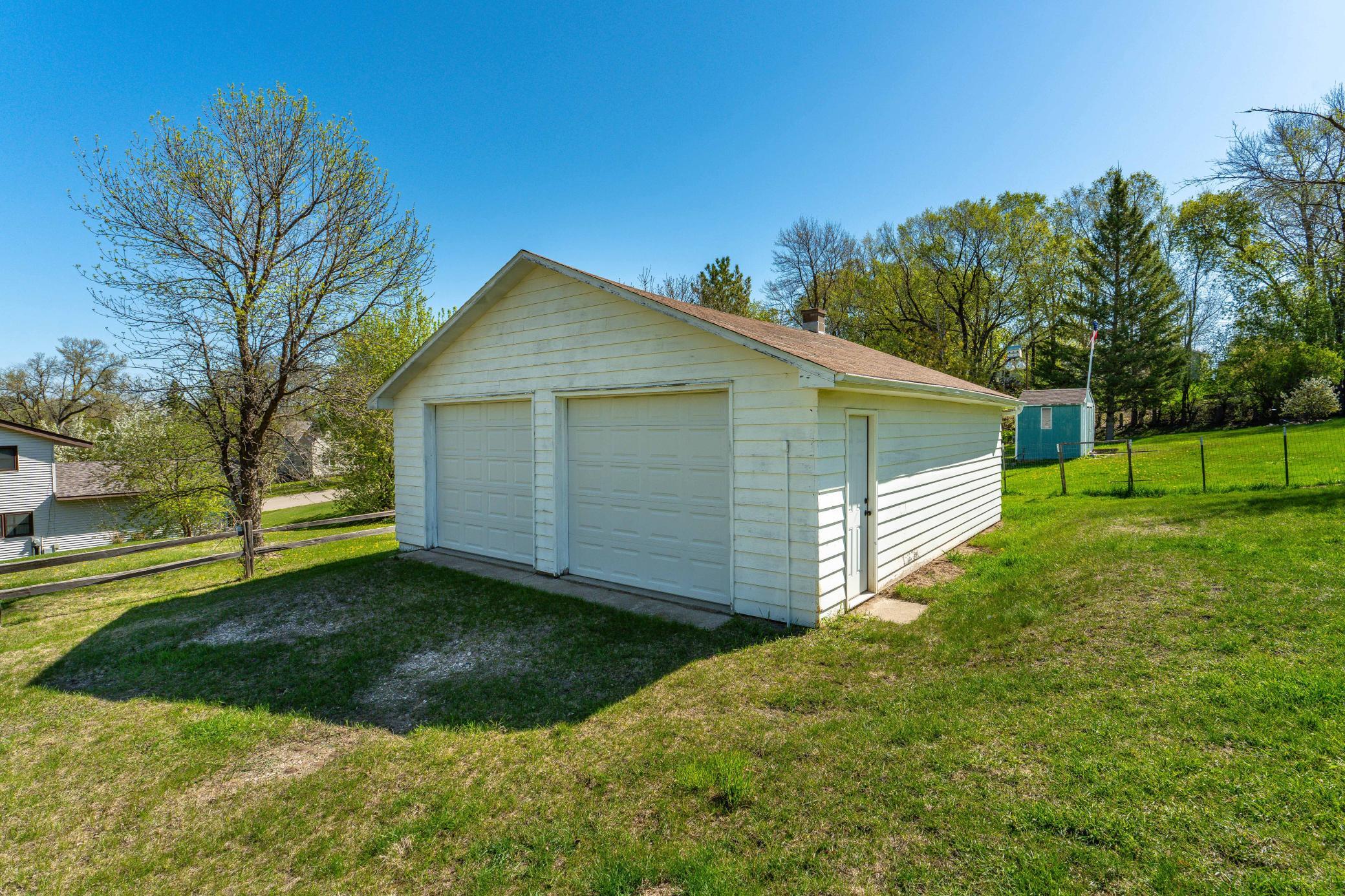 326 W Gustavus Avenue