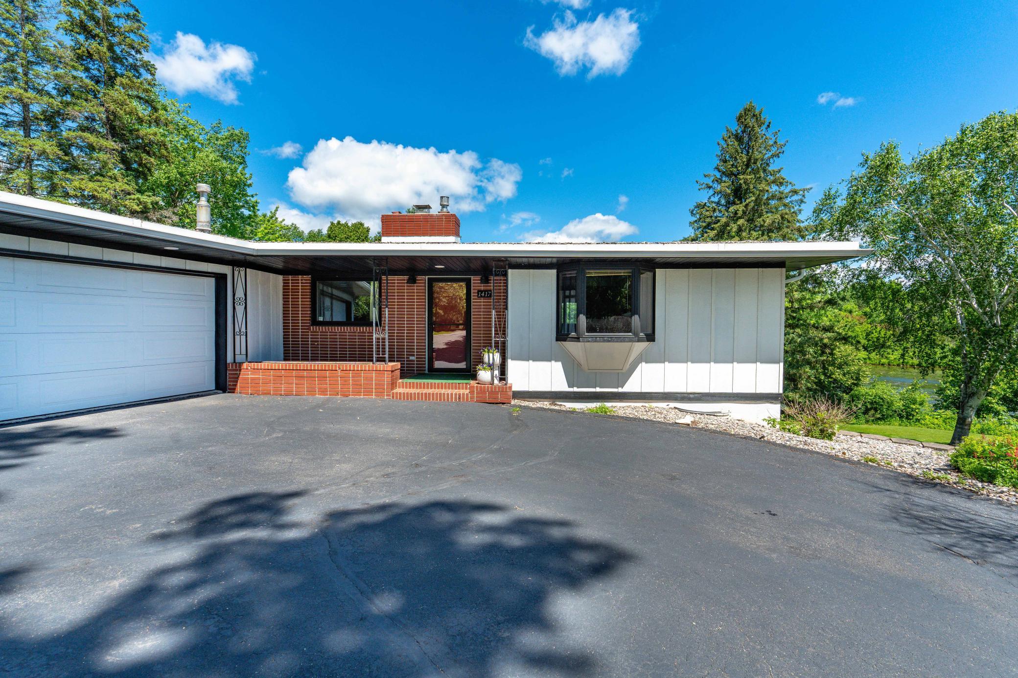 1417 Hoot Lake Drive