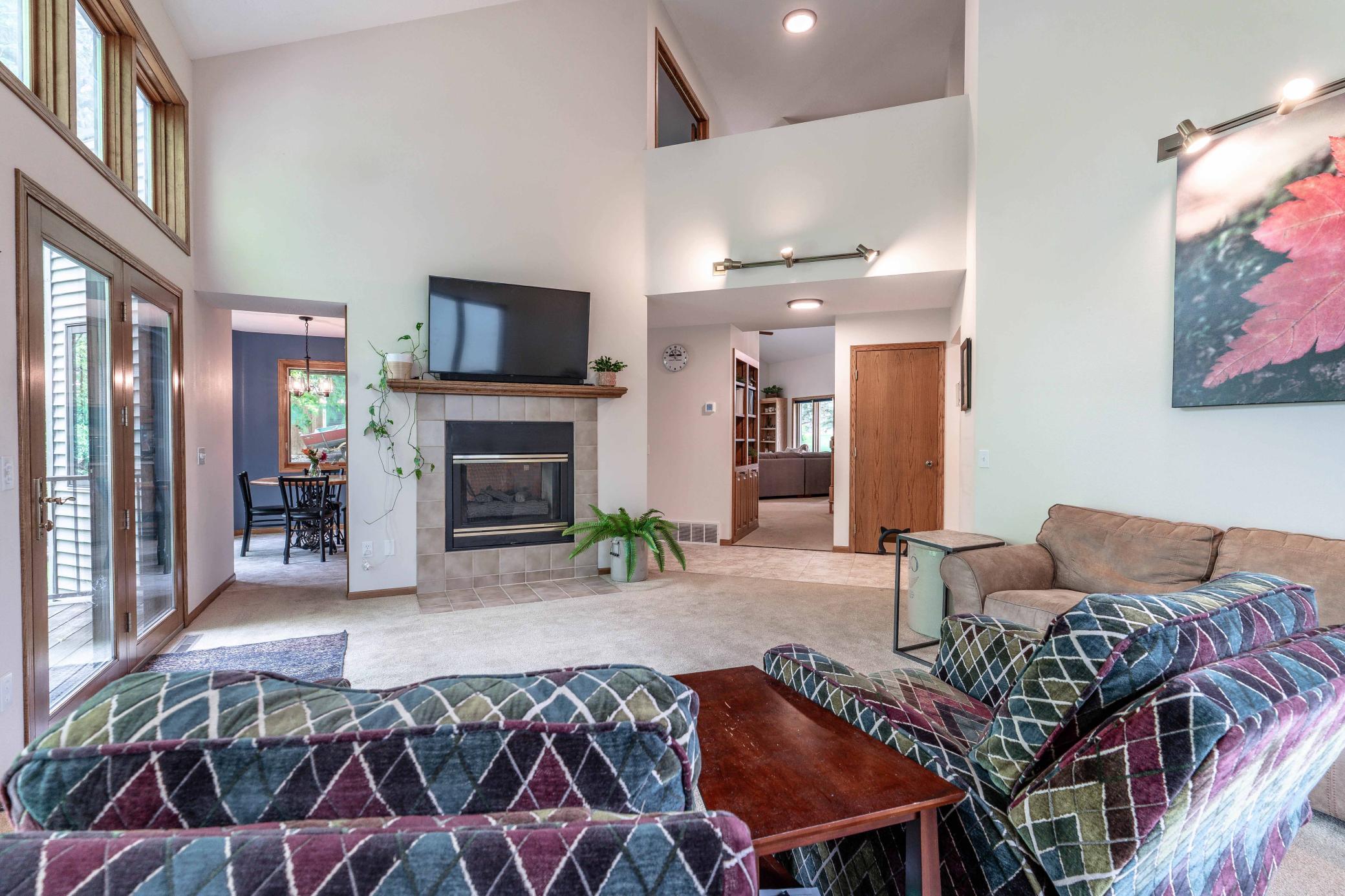 1098 Westside Drive