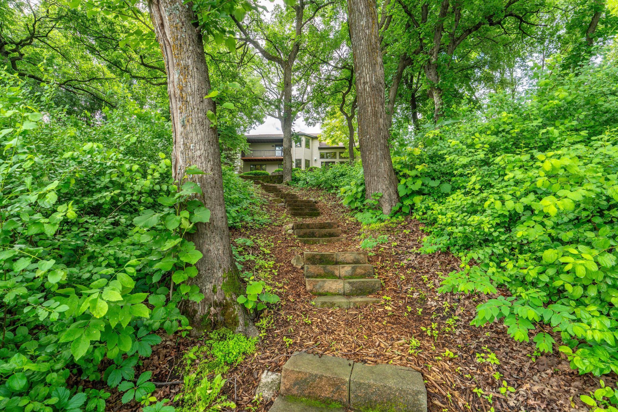 1098 Westside Drive