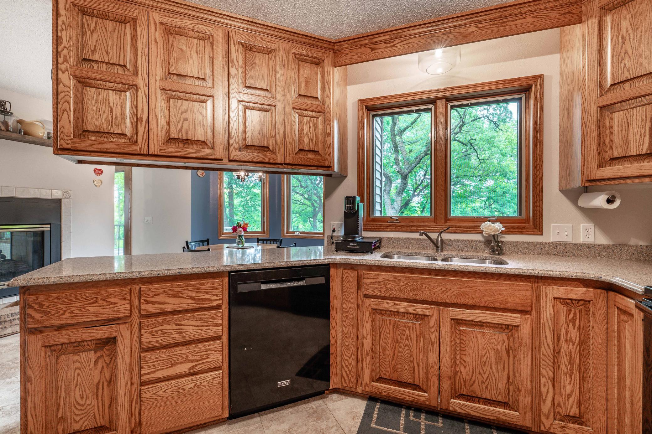1098 Westside Drive