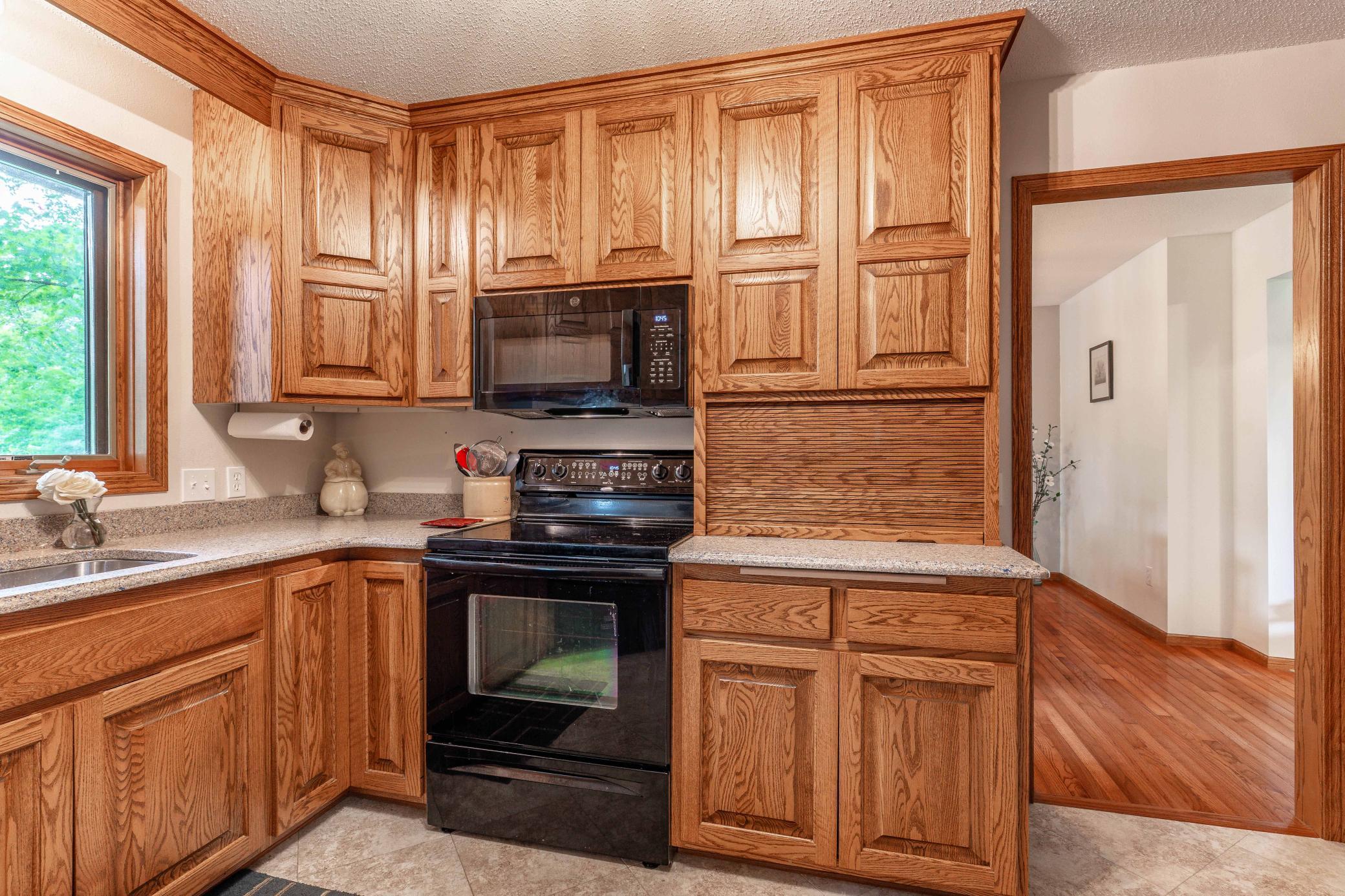 1098 Westside Drive