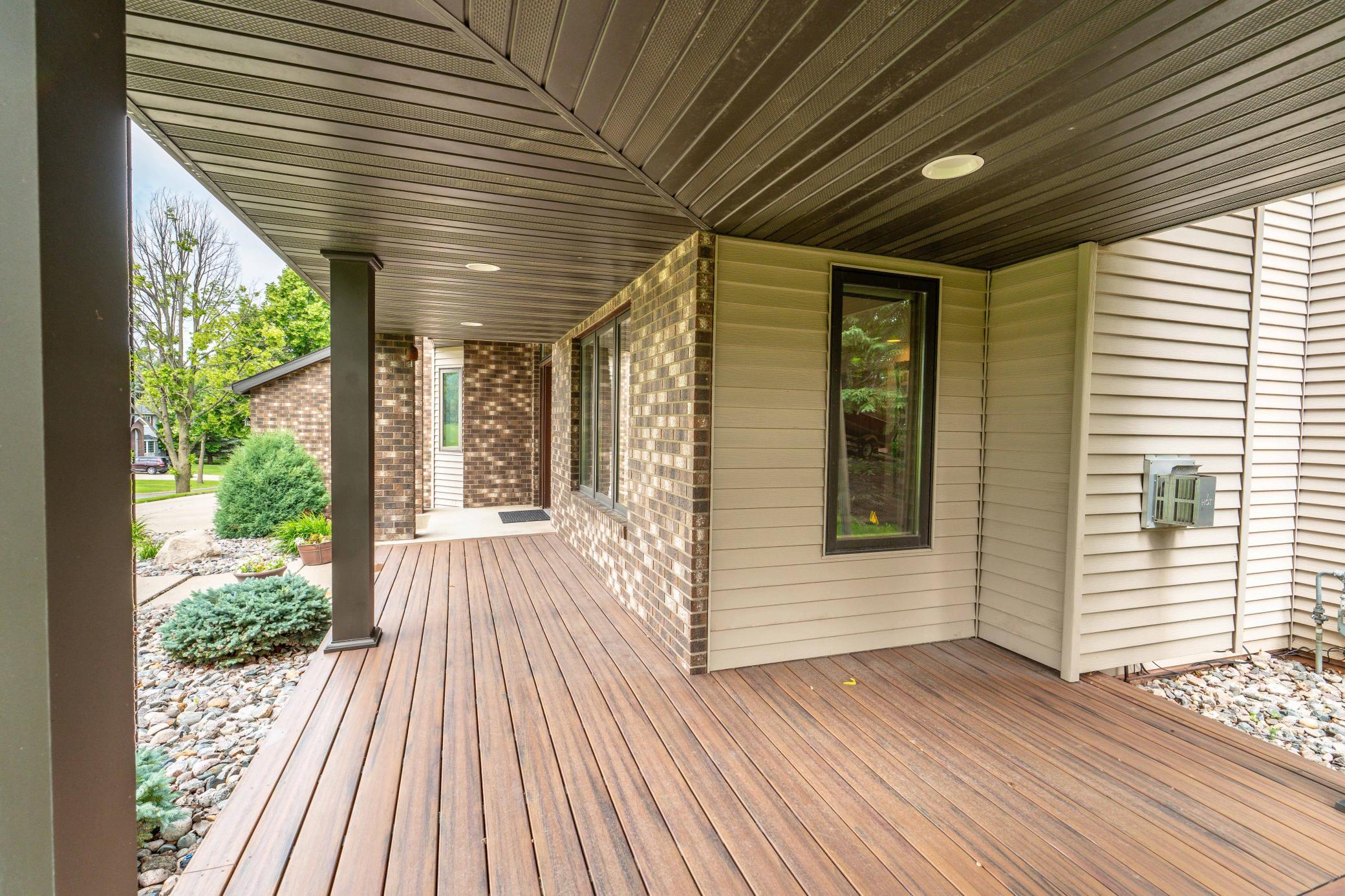 1098 Westside Drive