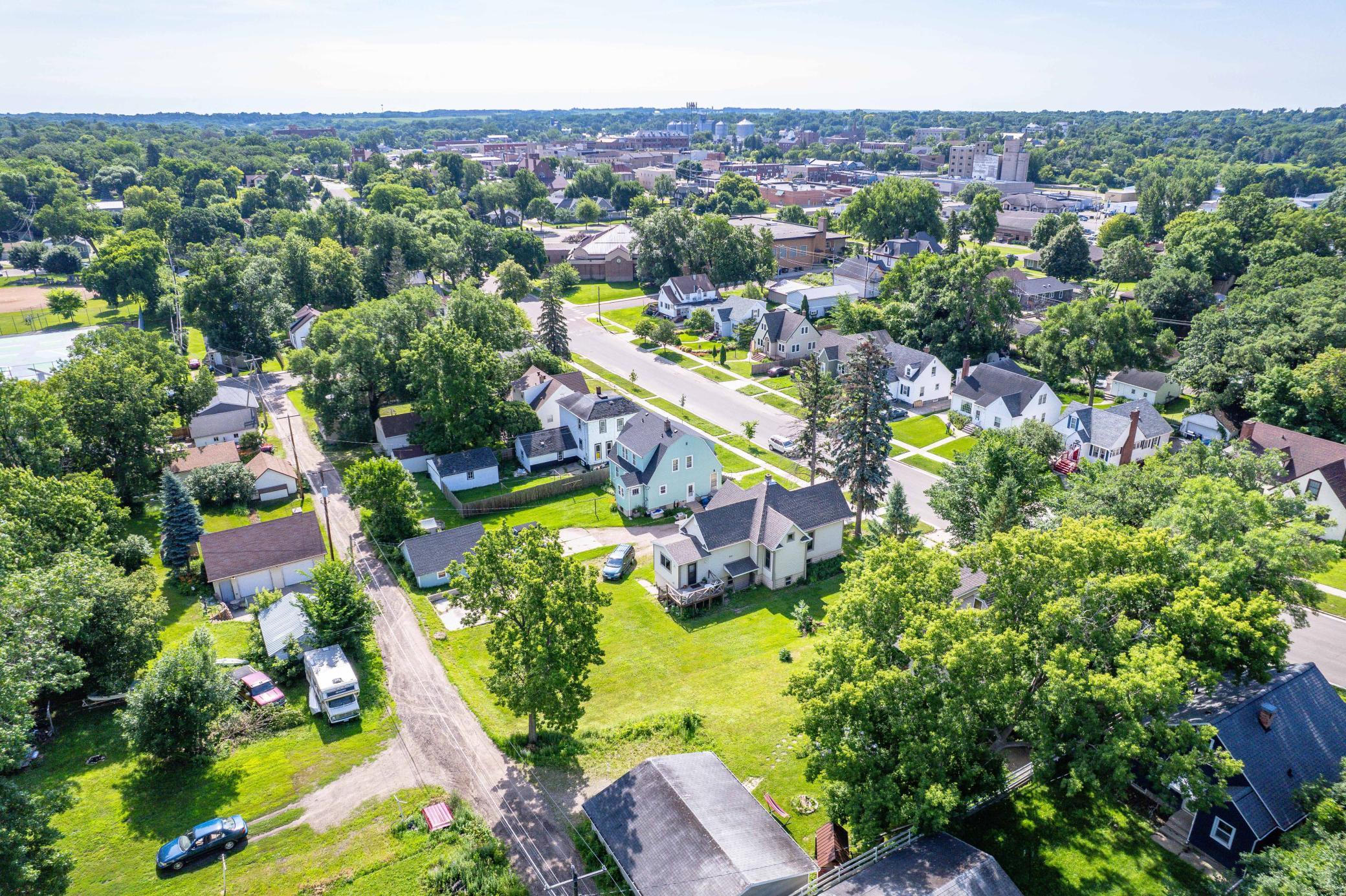 528 W Summit Avenue