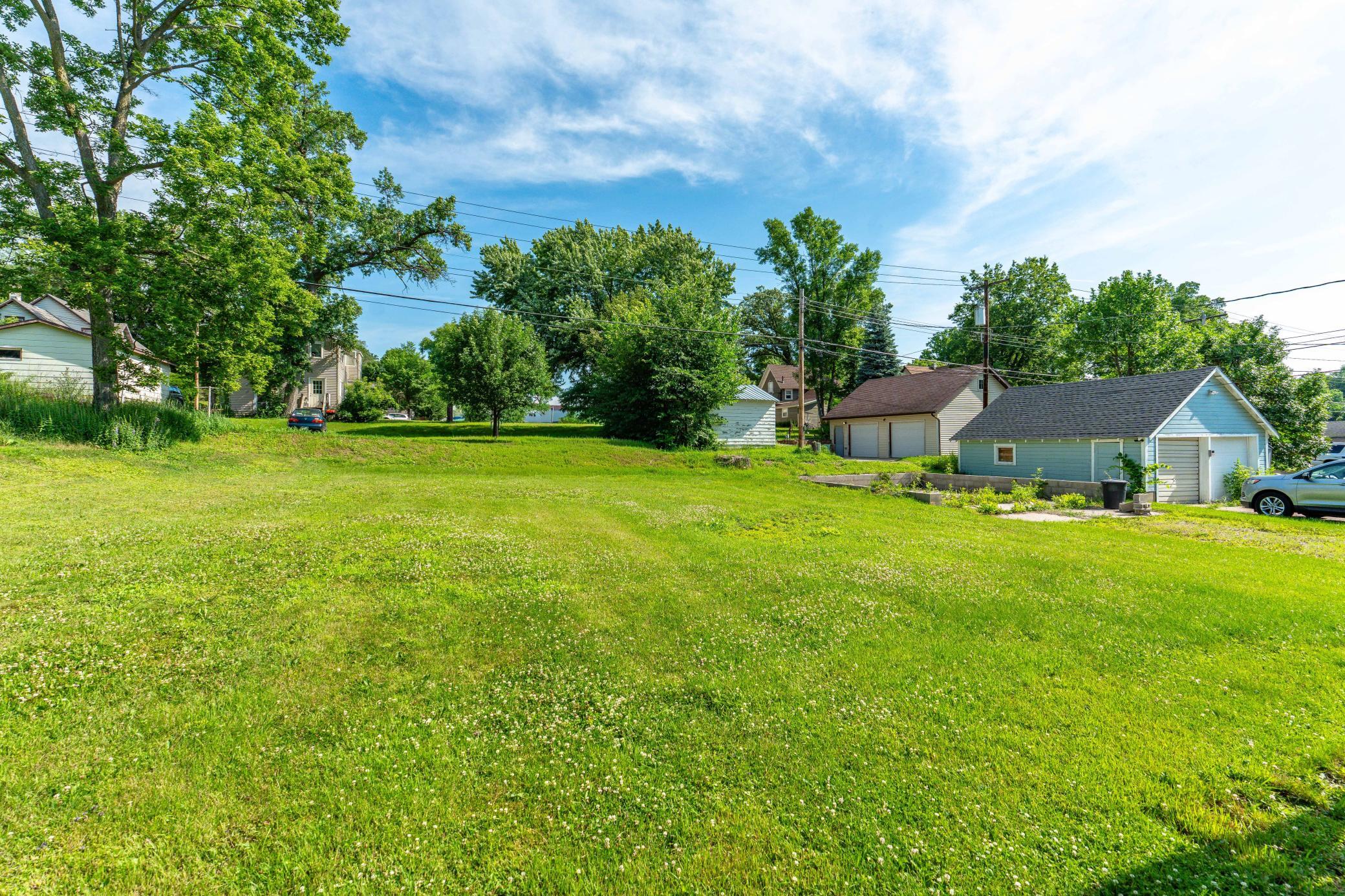 528 W Summit Avenue