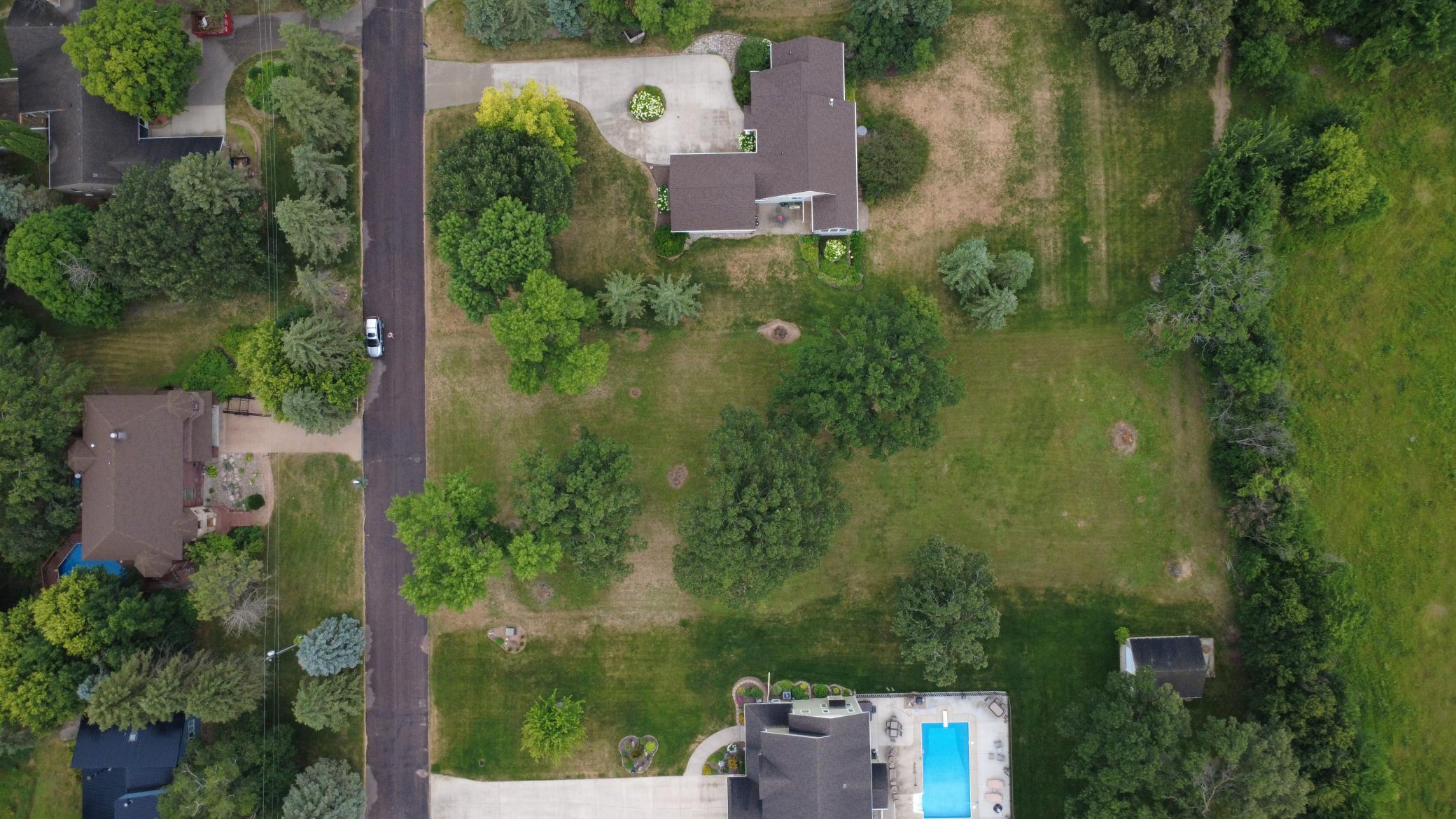 1806 Minnehuta Drive