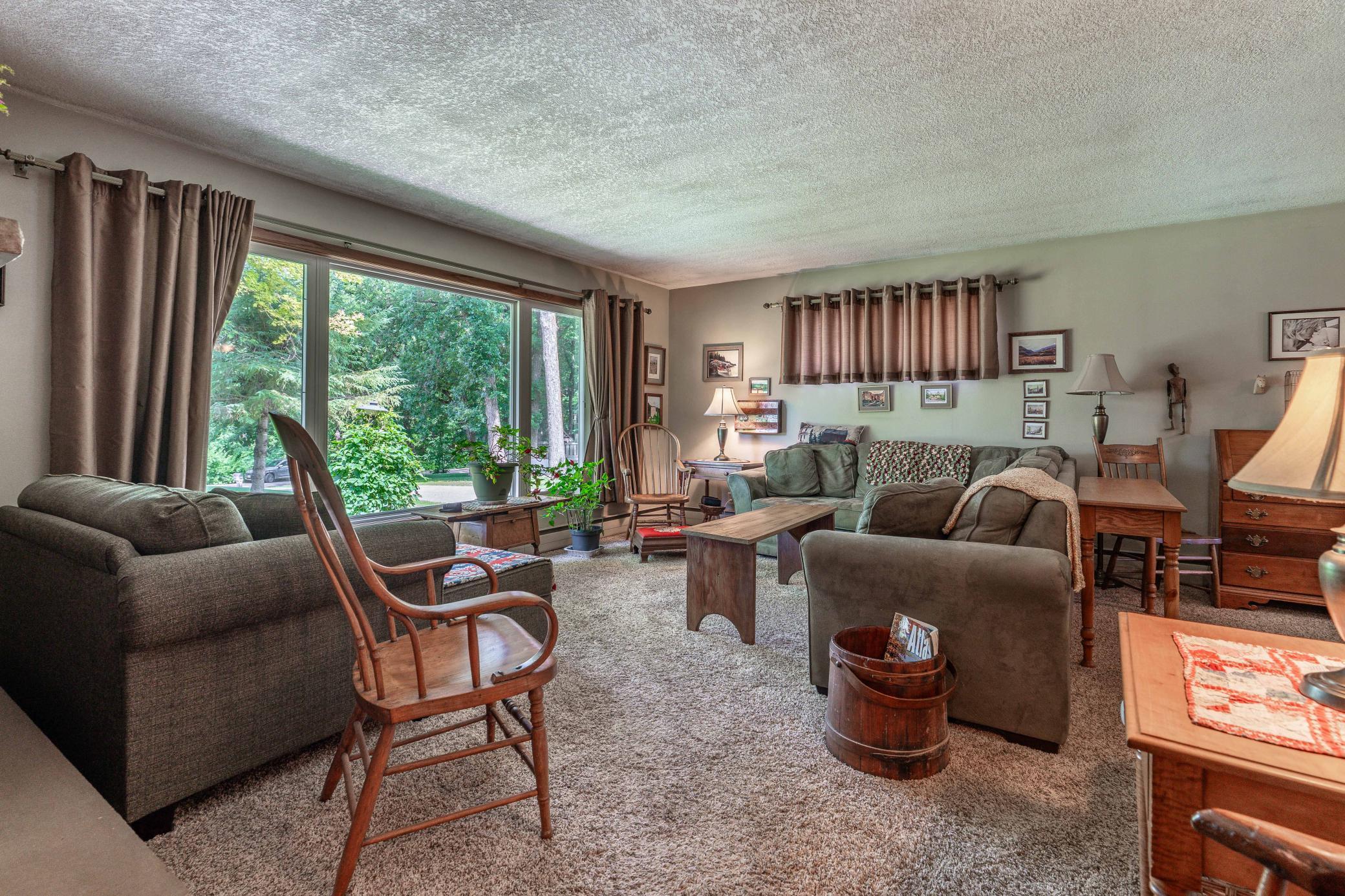 524 Guttenberg Heights