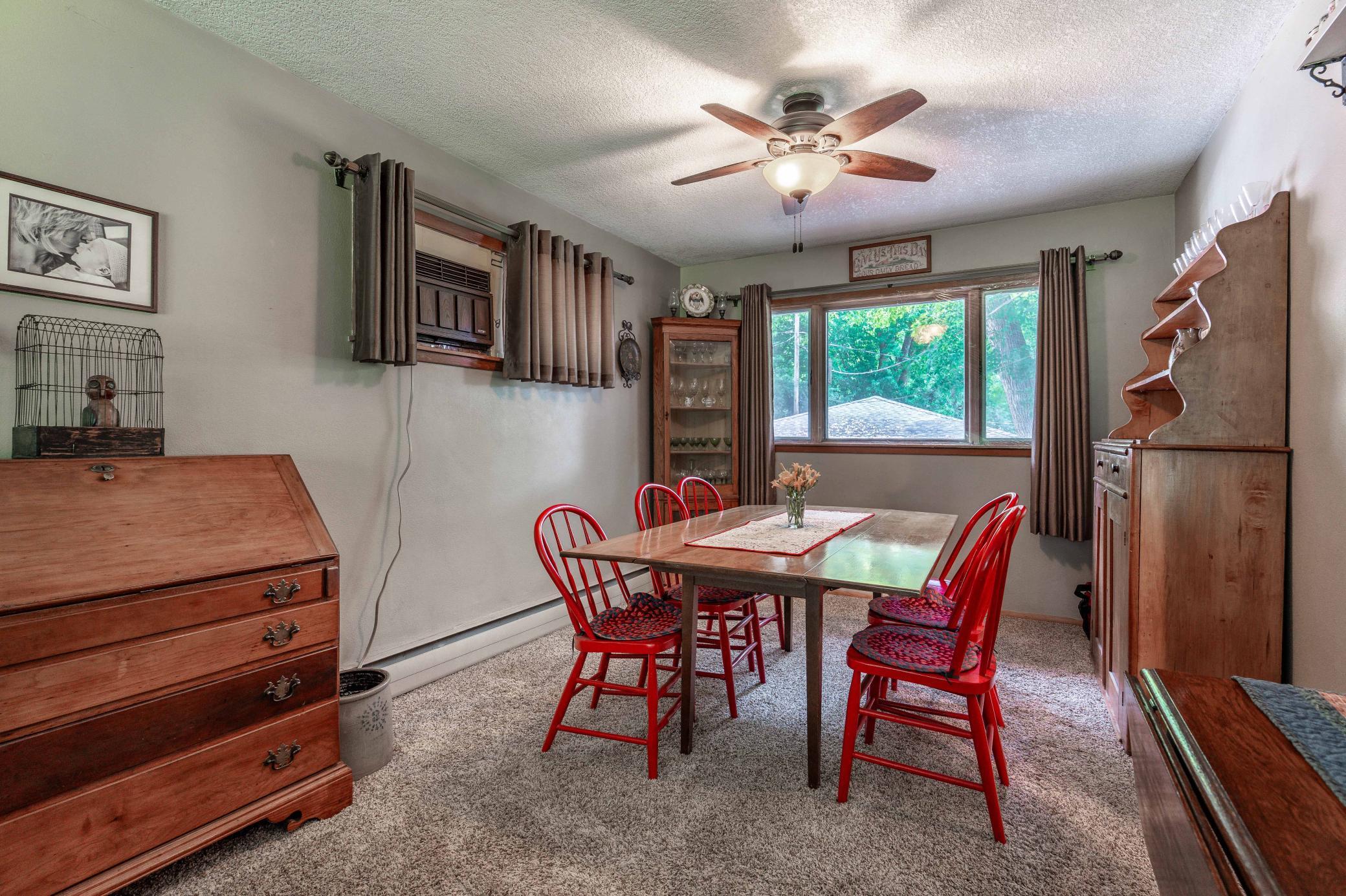524 Guttenberg Heights