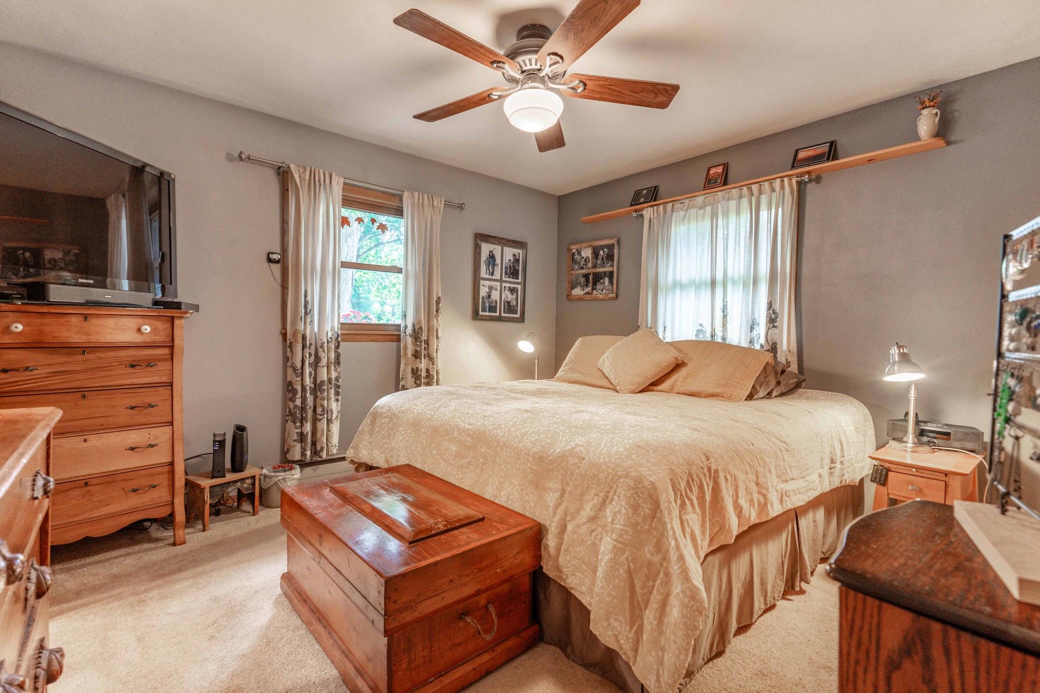 524 Guttenberg Heights