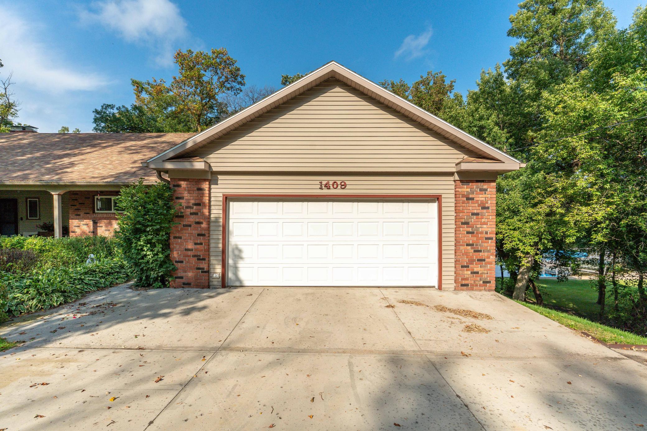 1409 Hoot Lake Drive