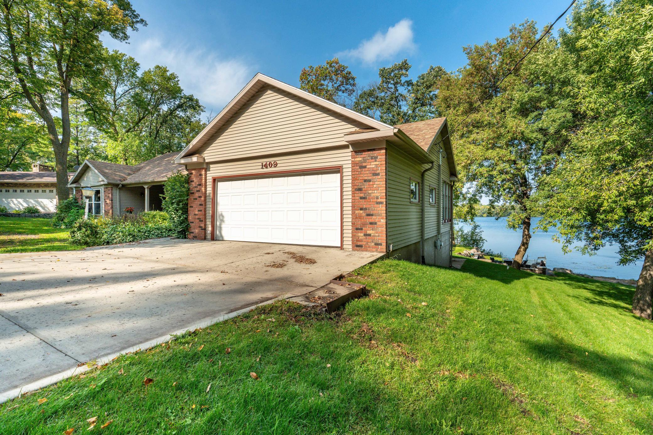 1409 Hoot Lake Drive