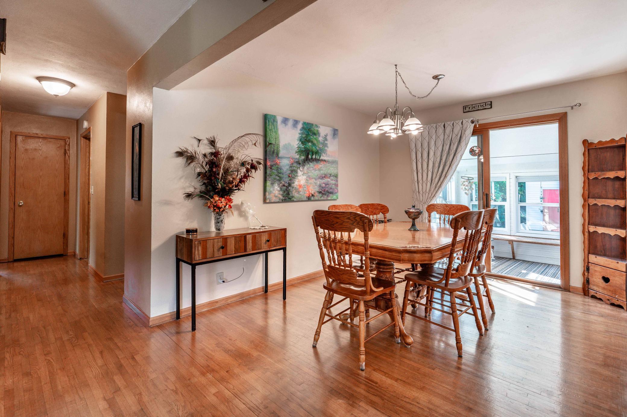 101 W Hillside Avenue