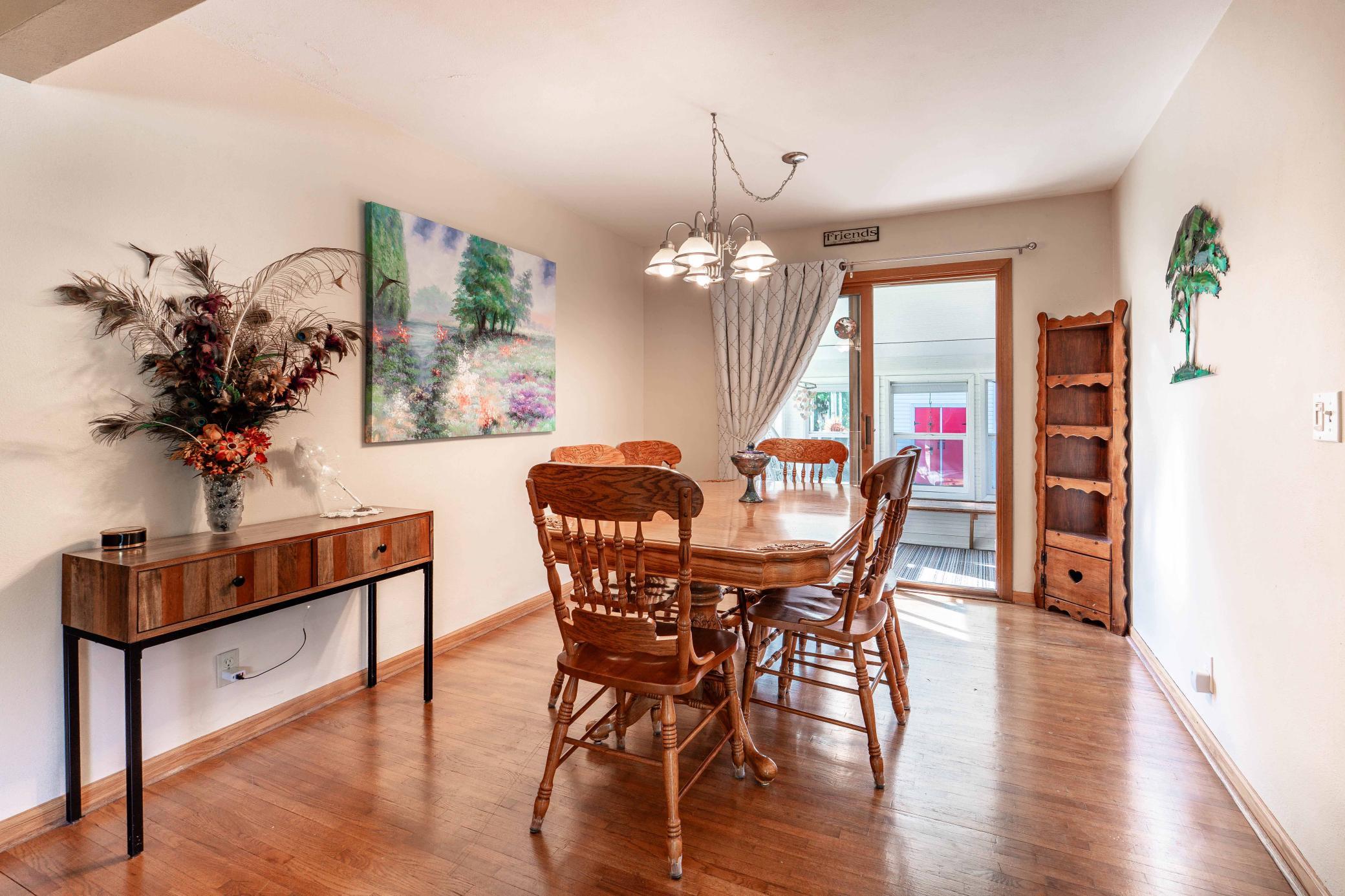 101 W Hillside Avenue