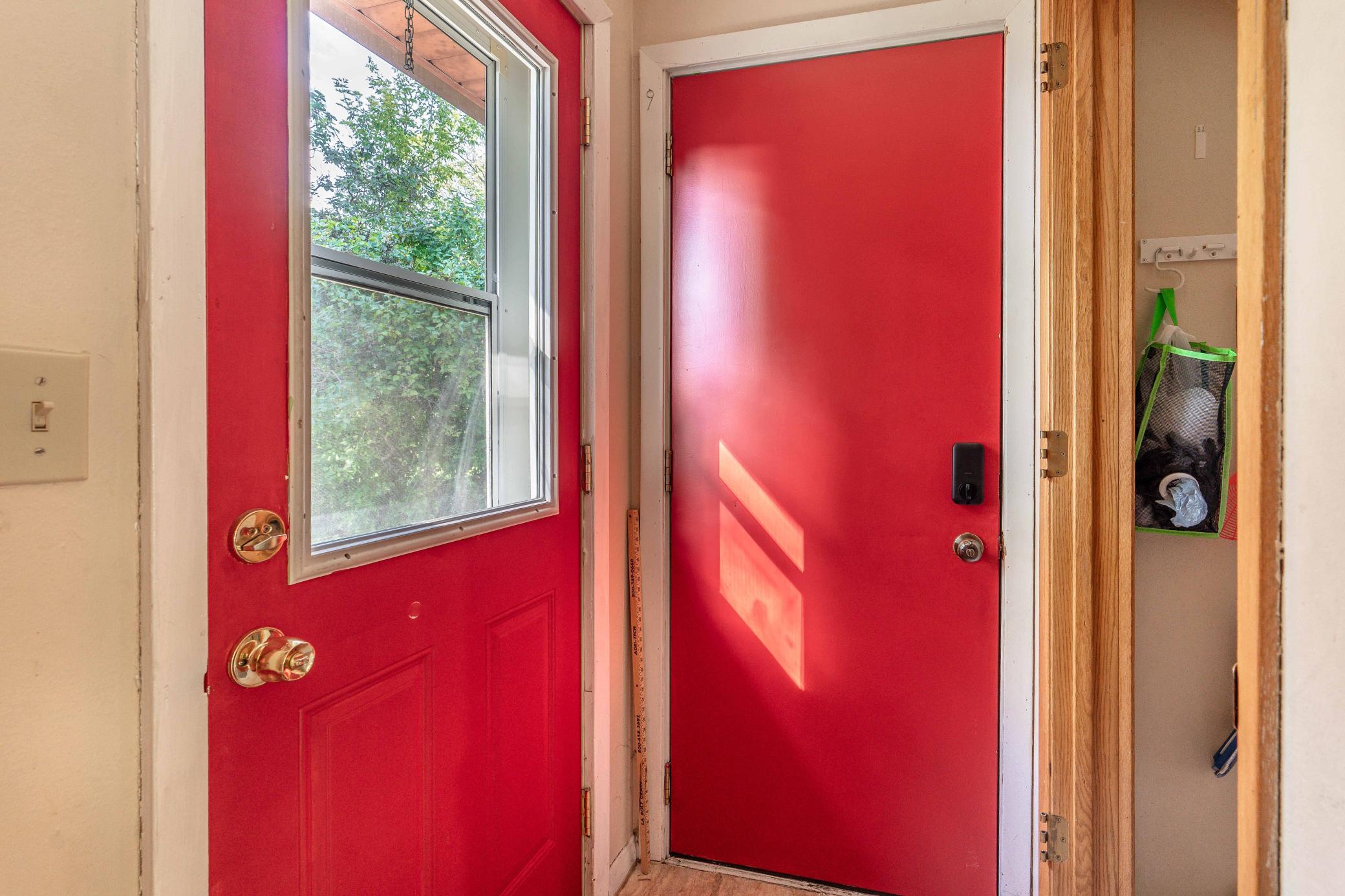 101 W Hillside Avenue