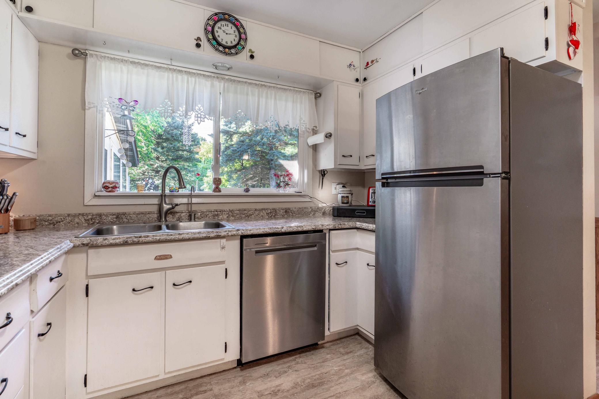 101 W Hillside Avenue