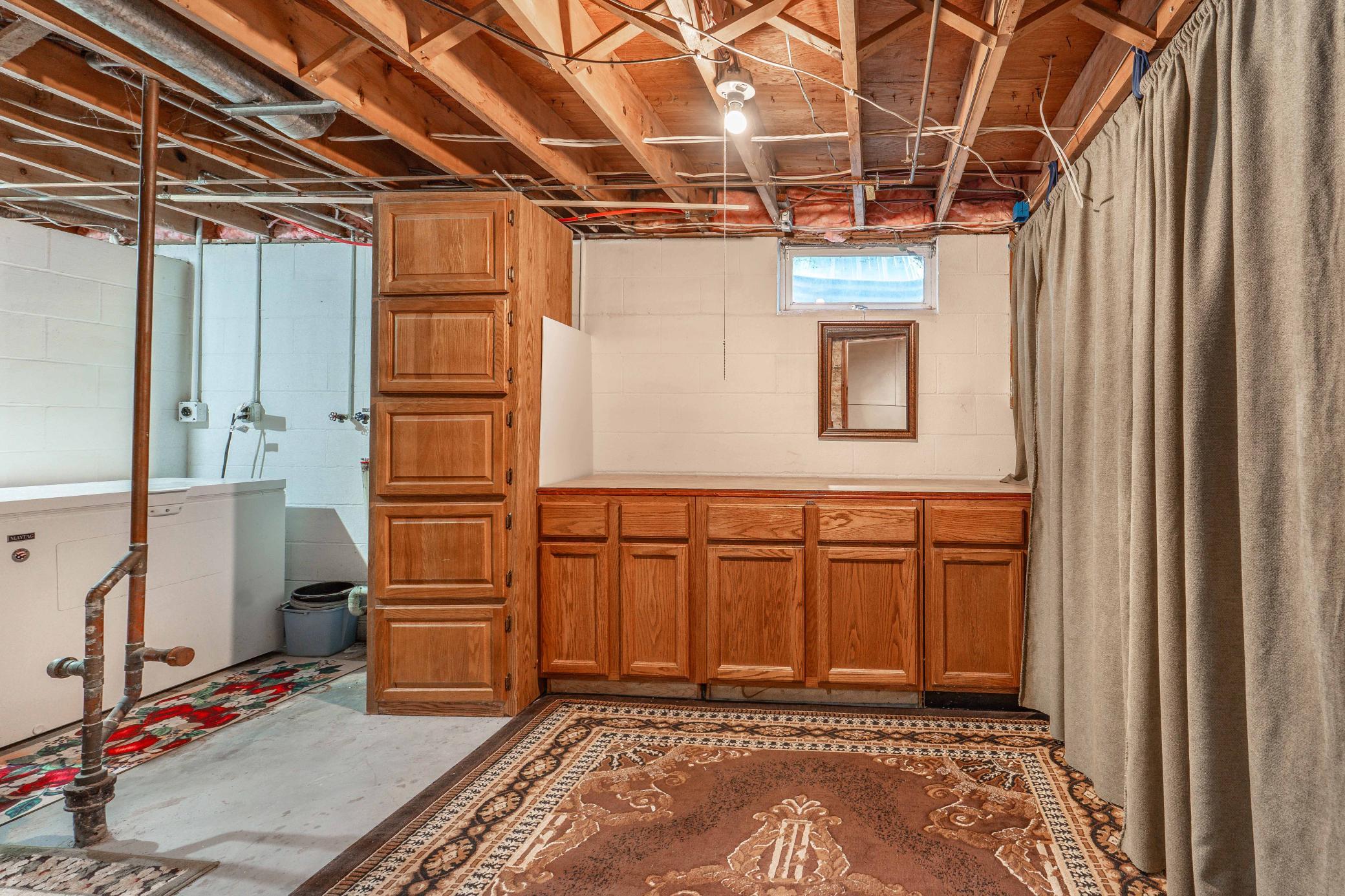 101 W Hillside Avenue