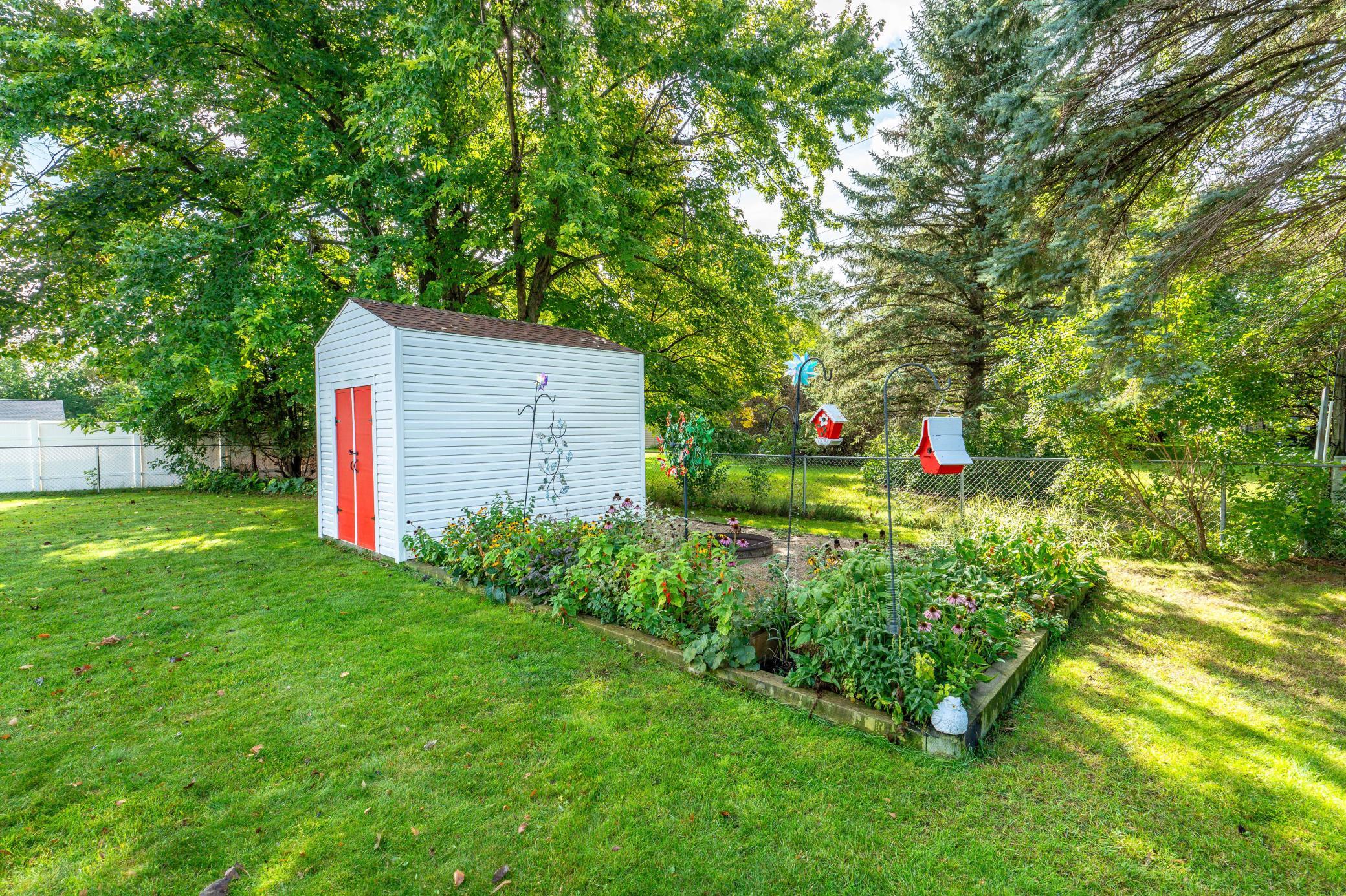 101 W Hillside Avenue