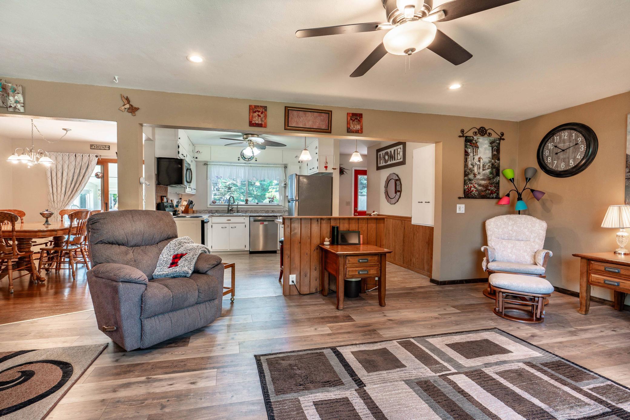 101 W Hillside Avenue