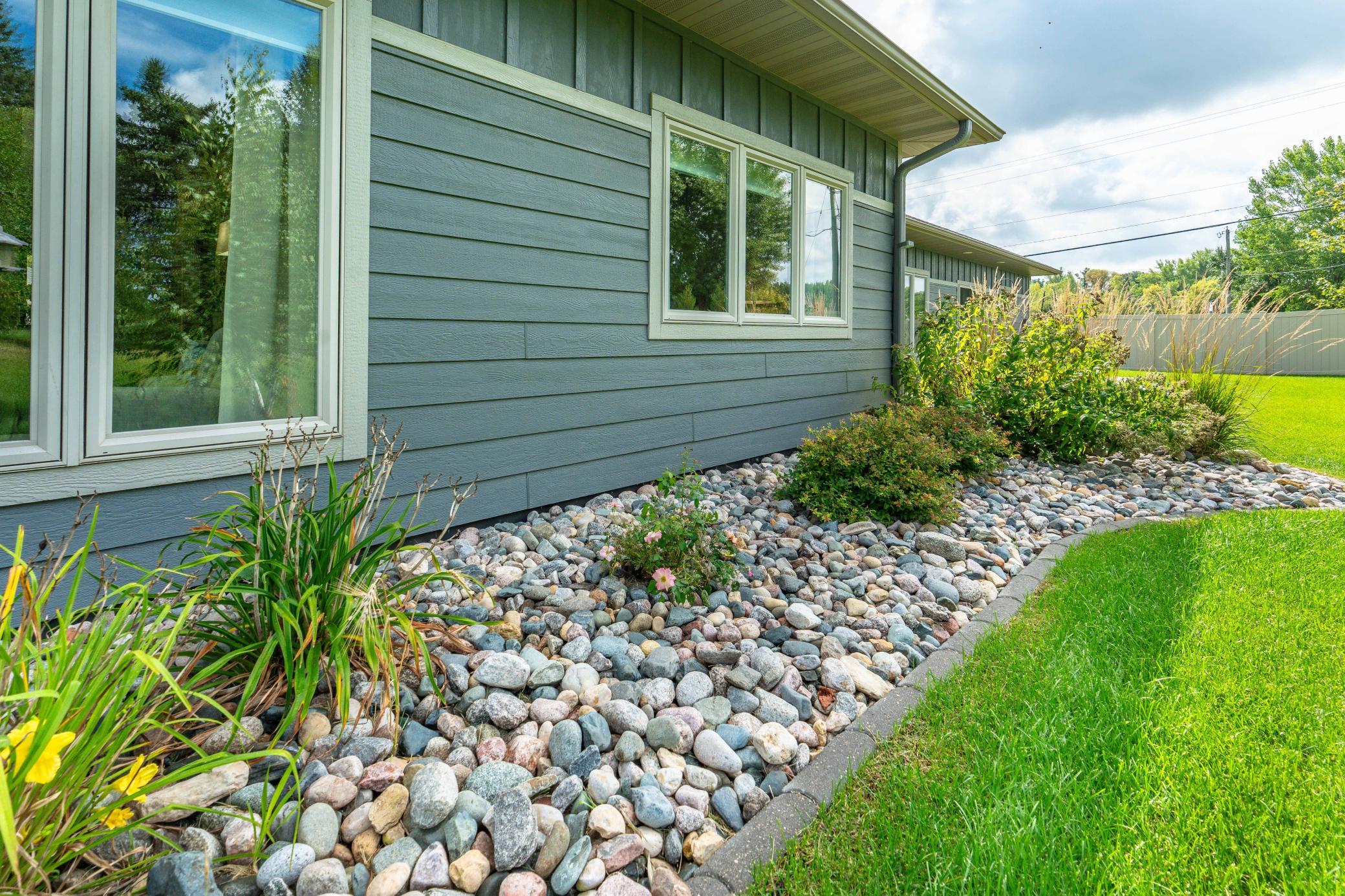 740 Oak Trail