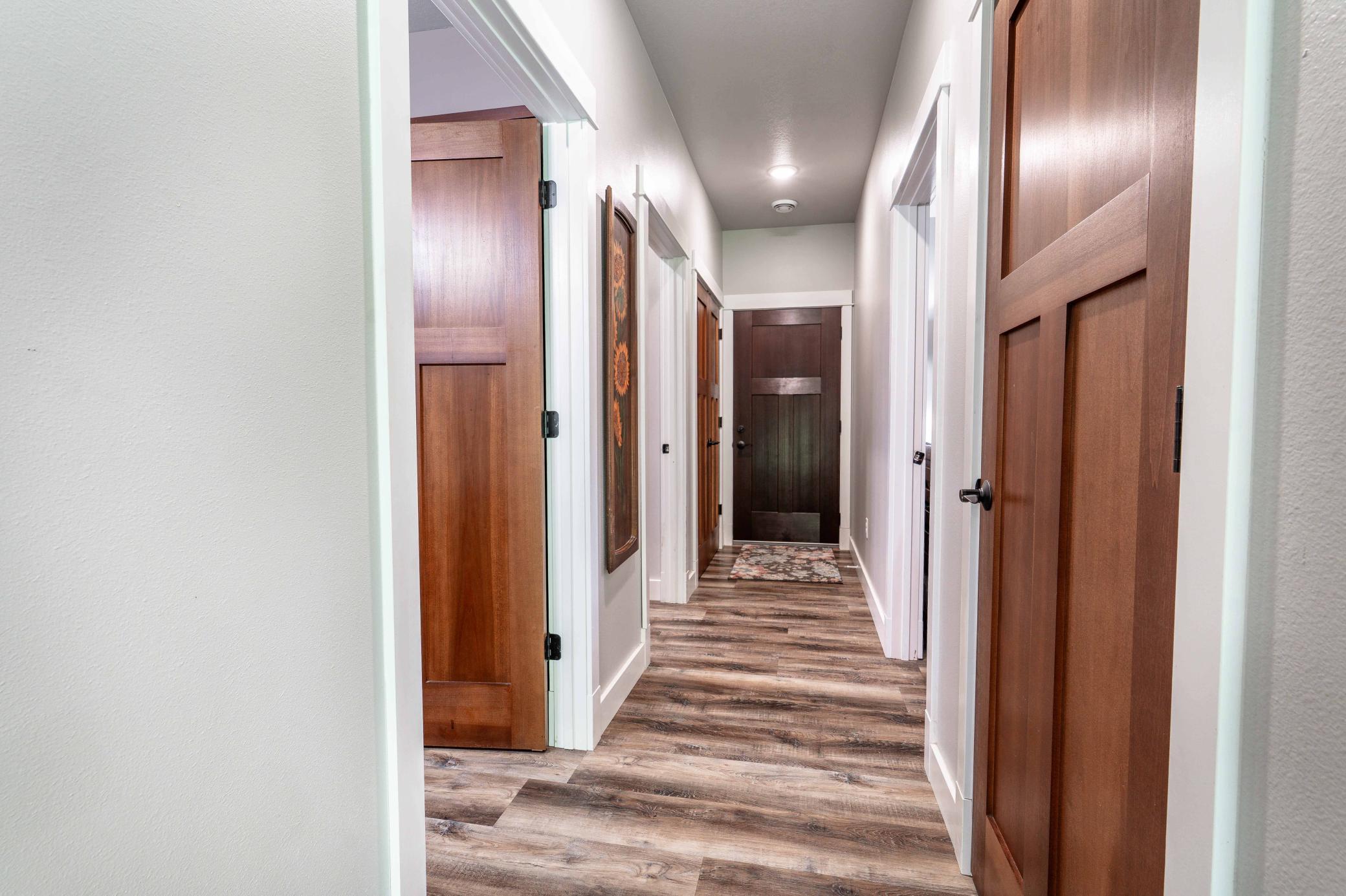 740 Oak Trail