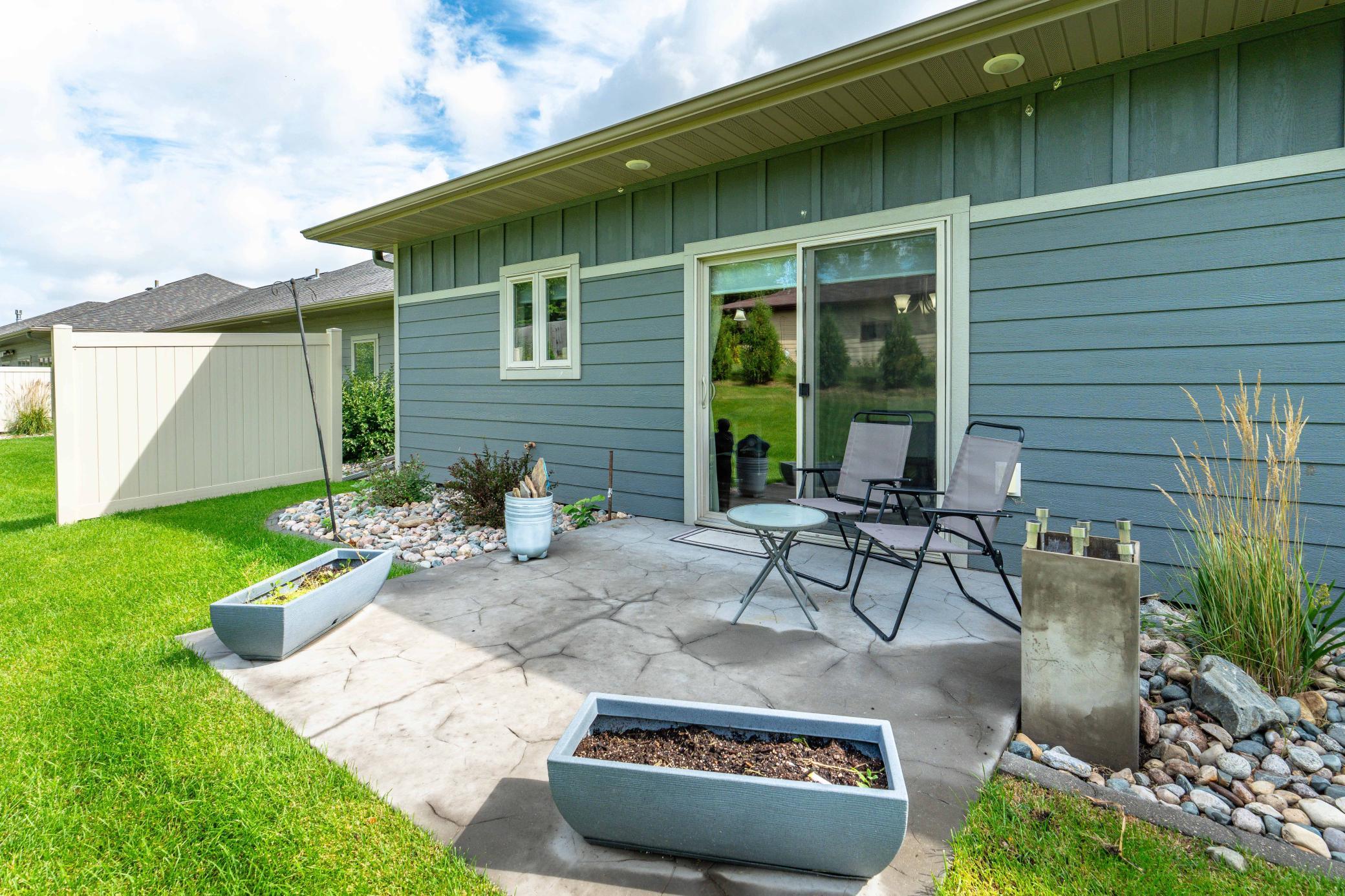 740 Oak Trail