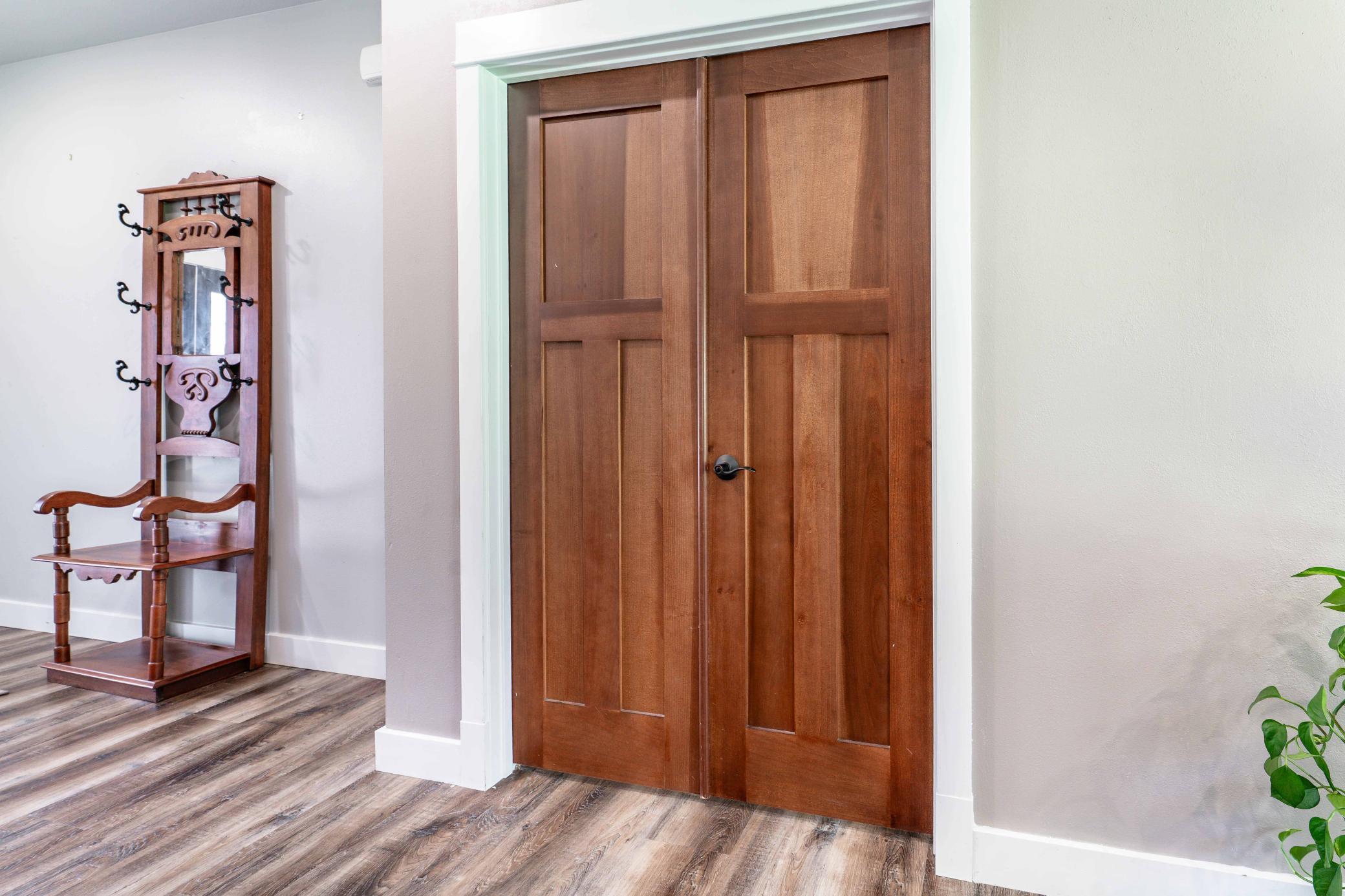 740 Oak Trail