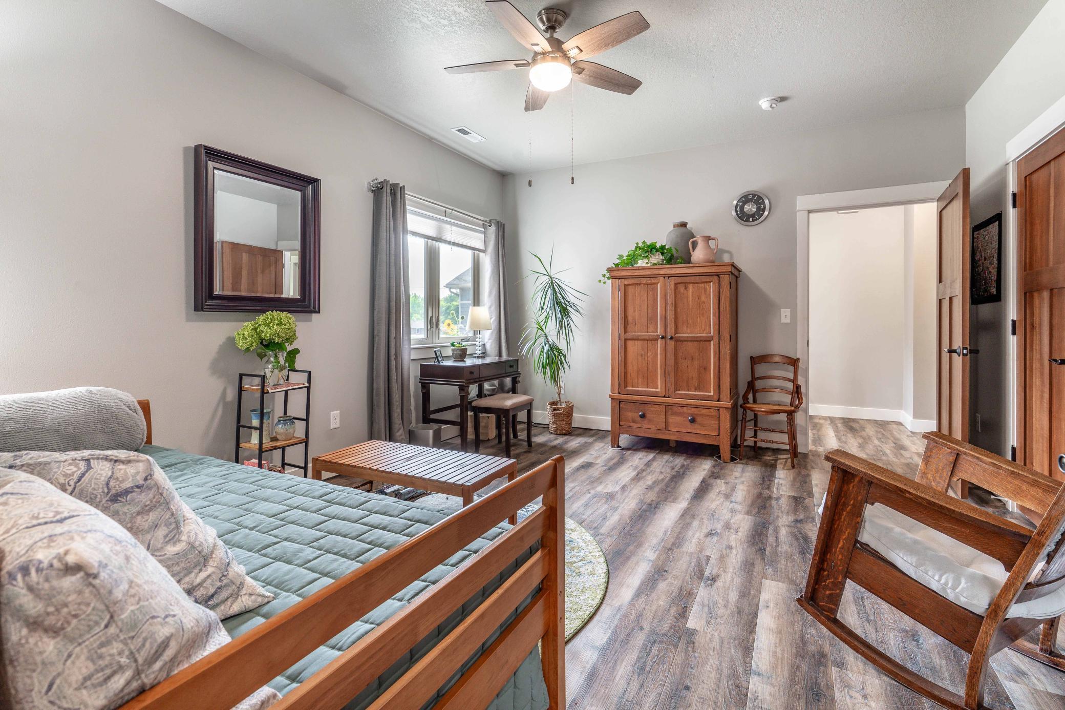 740 Oak Trail