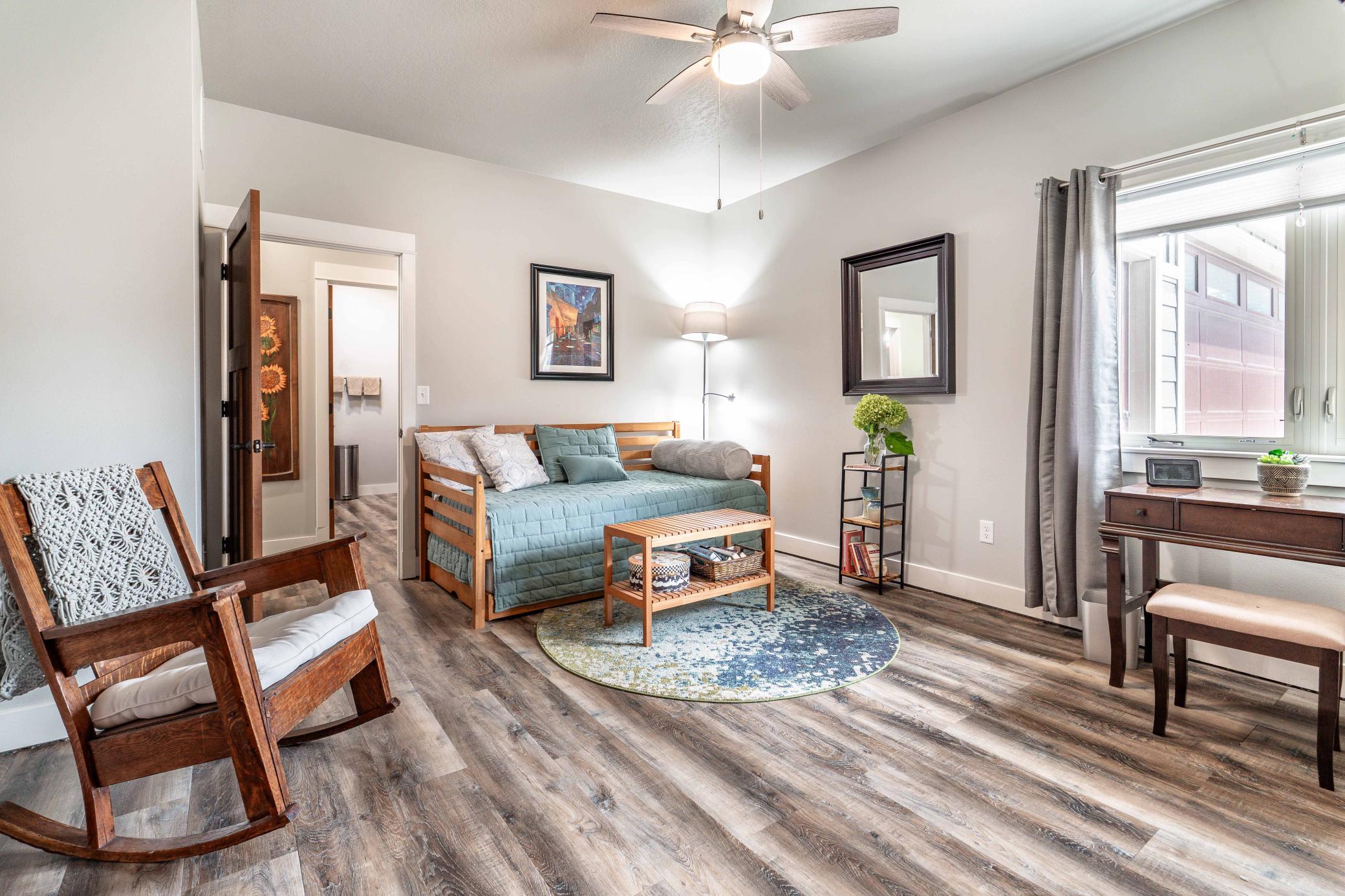 740 Oak Trail