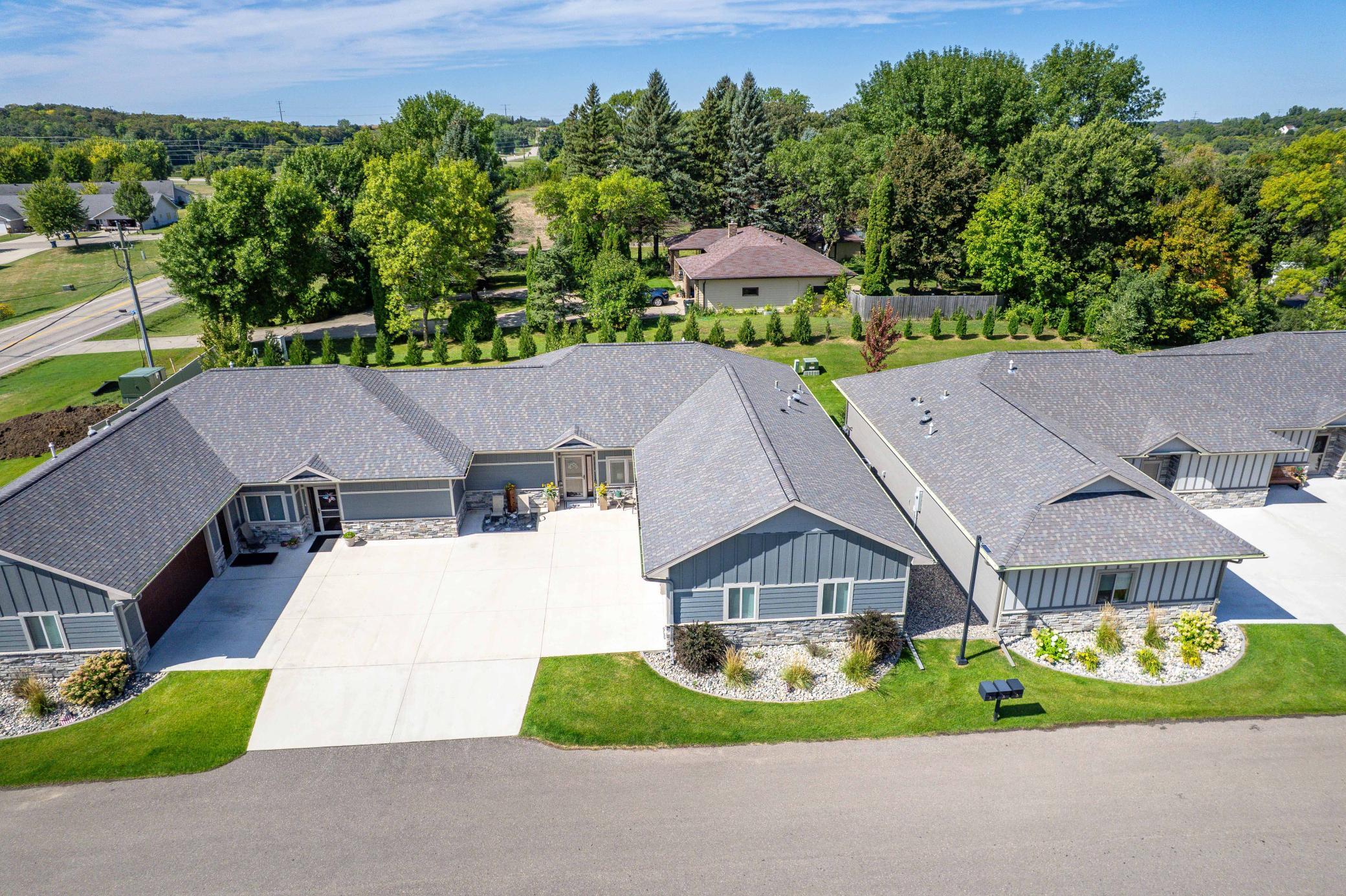 740 Oak Trail