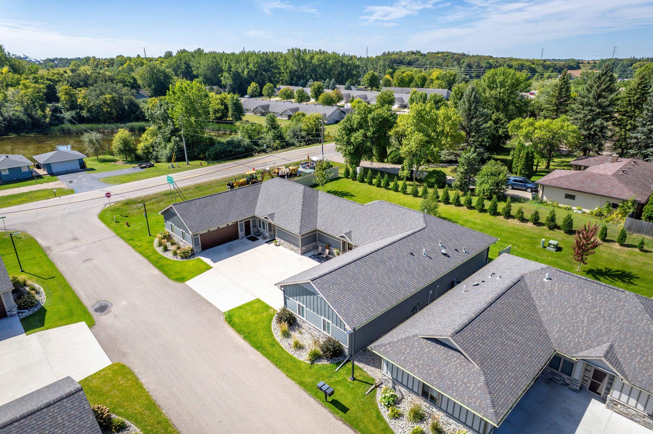 740 Oak Trail