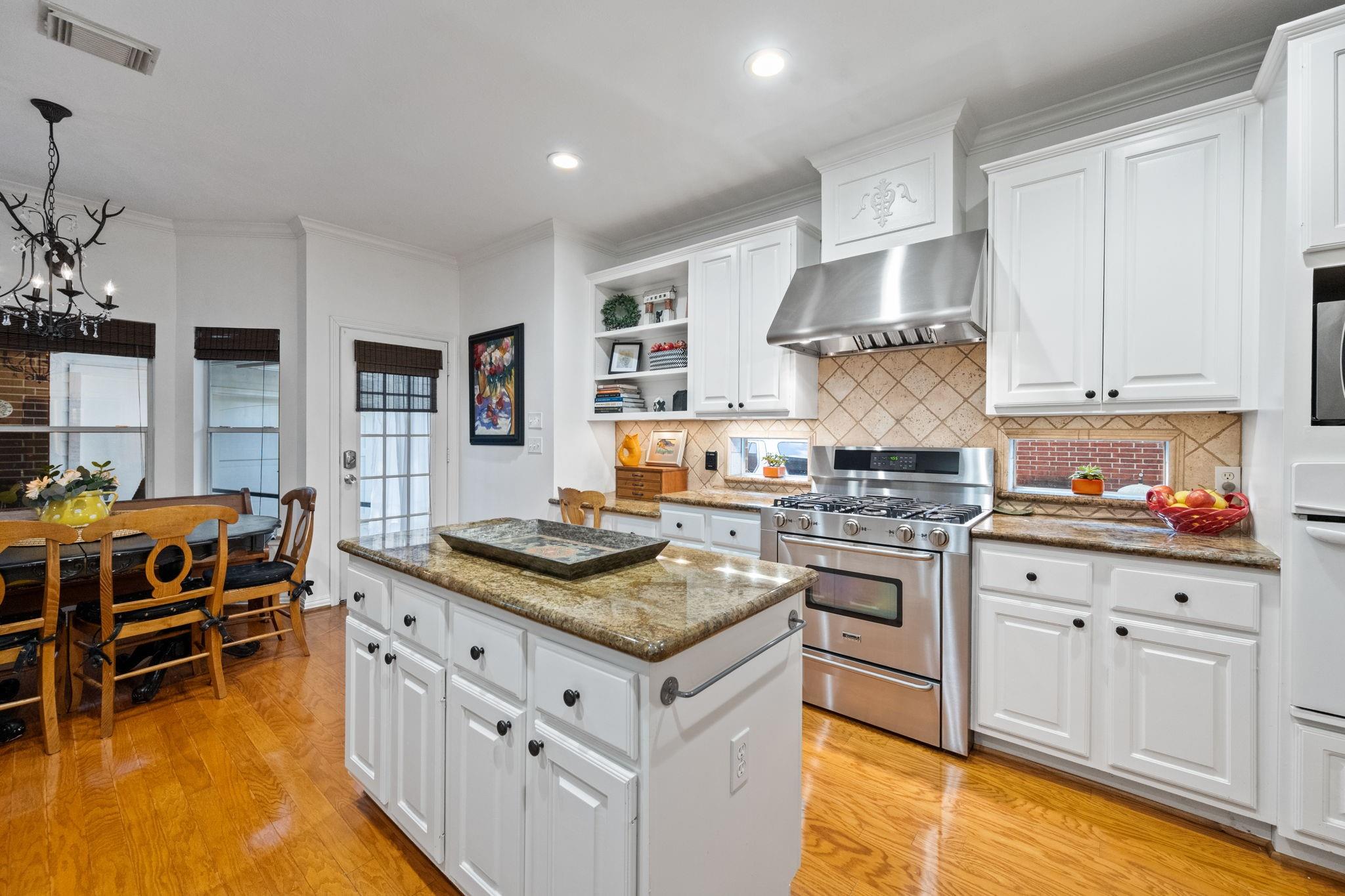 3003 Apple Forest Court