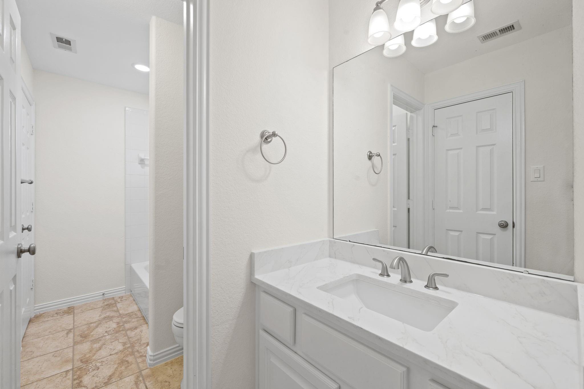 11826 Biscayne Pass Lane