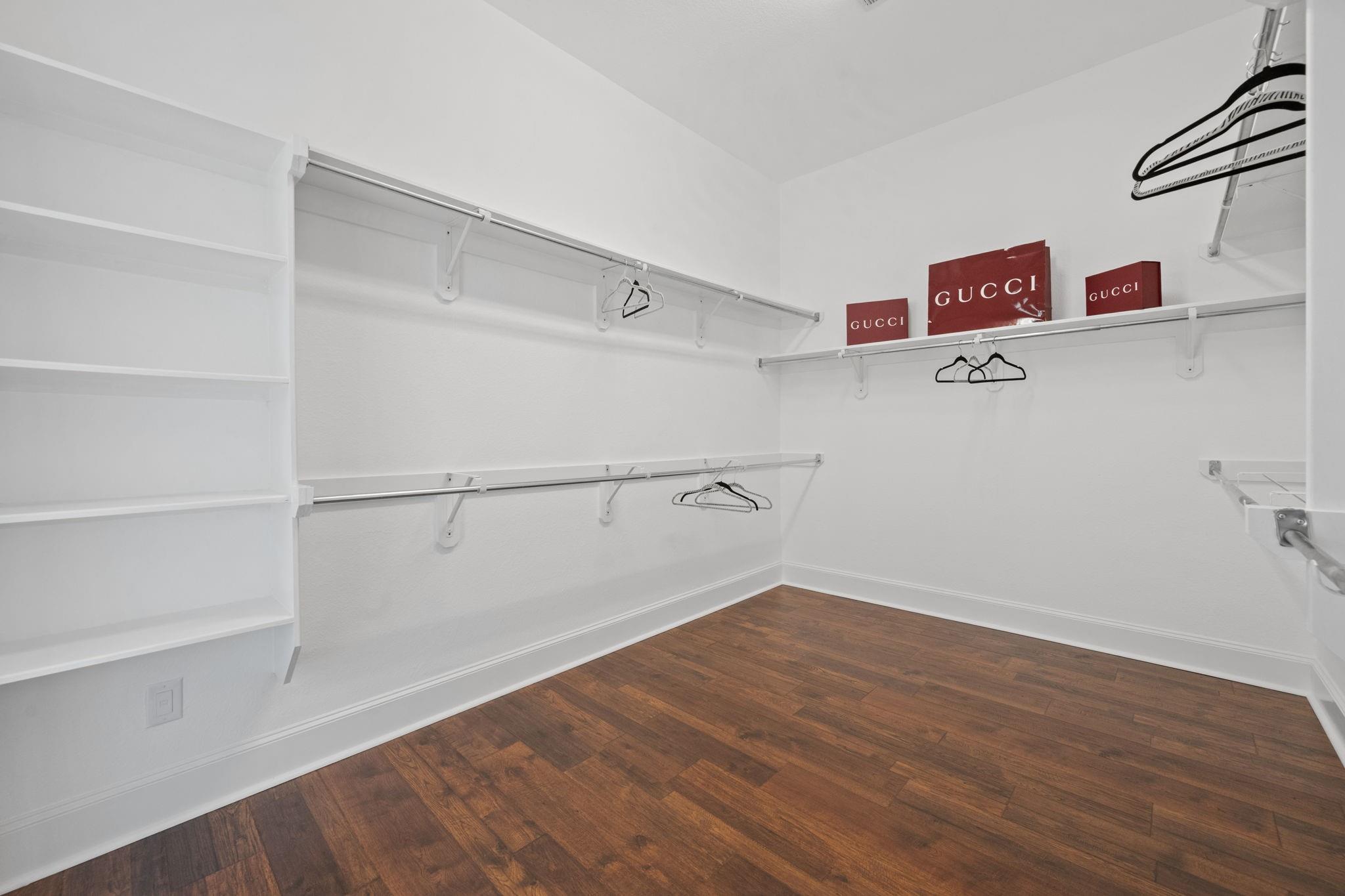 11826 Biscayne Pass Lane