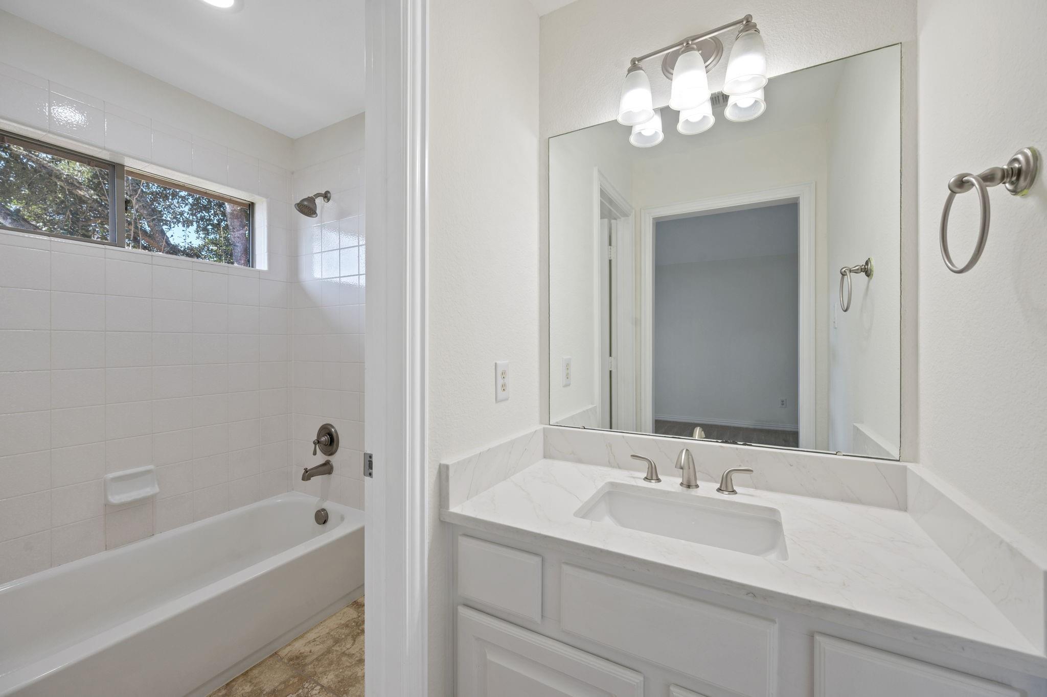 11826 Biscayne Pass Lane