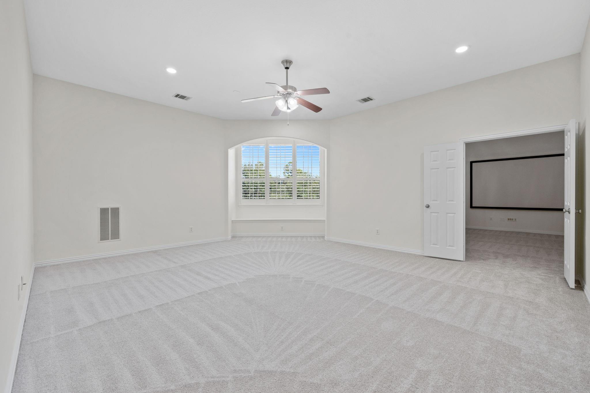 11826 Biscayne Pass Lane