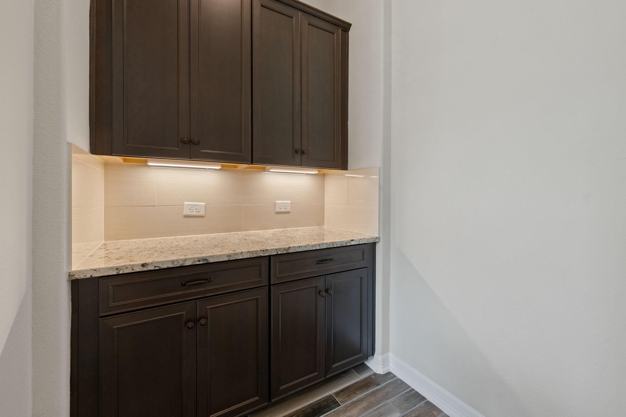 6018 Fairway Shores Lane