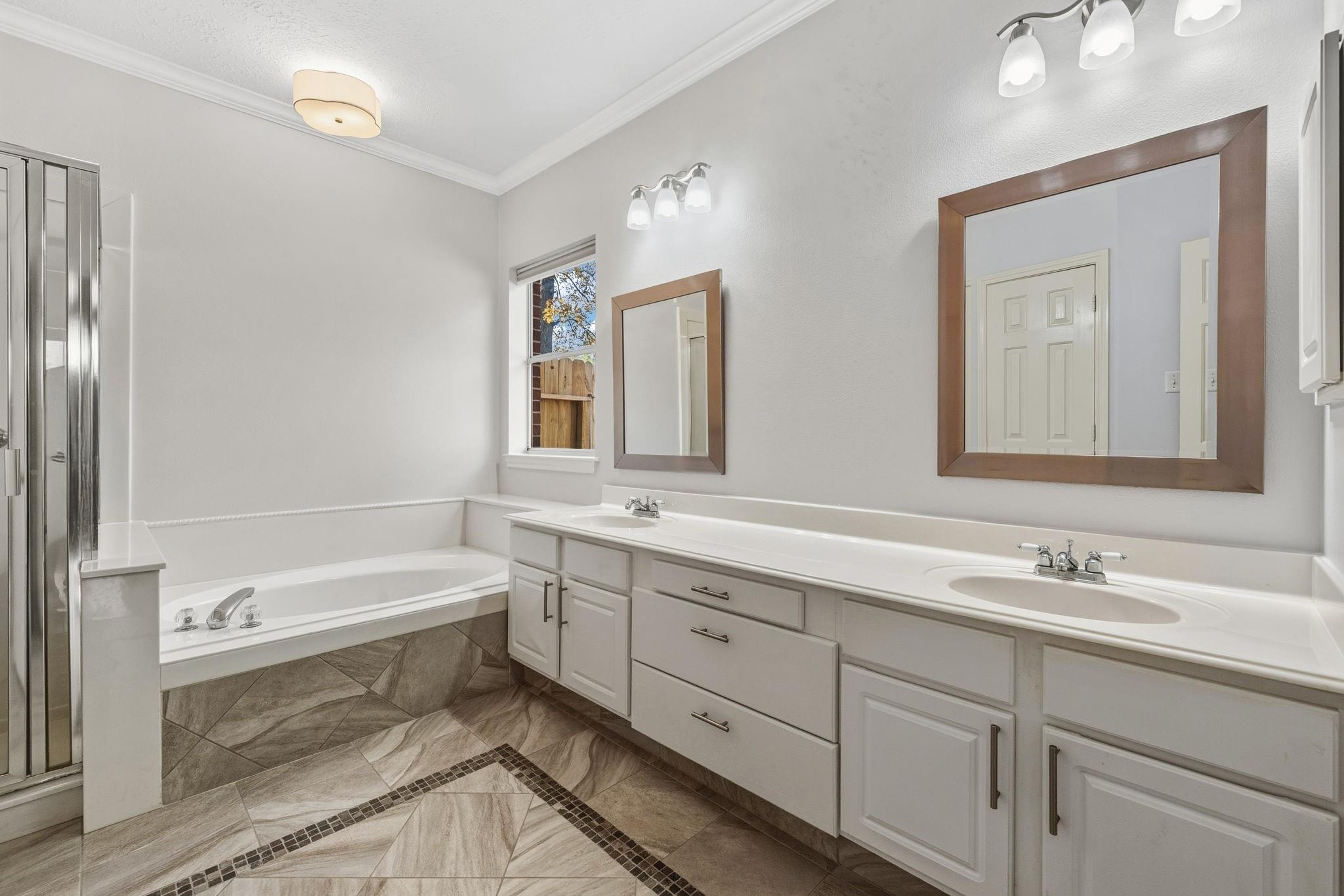 20814 Lake Park Trail